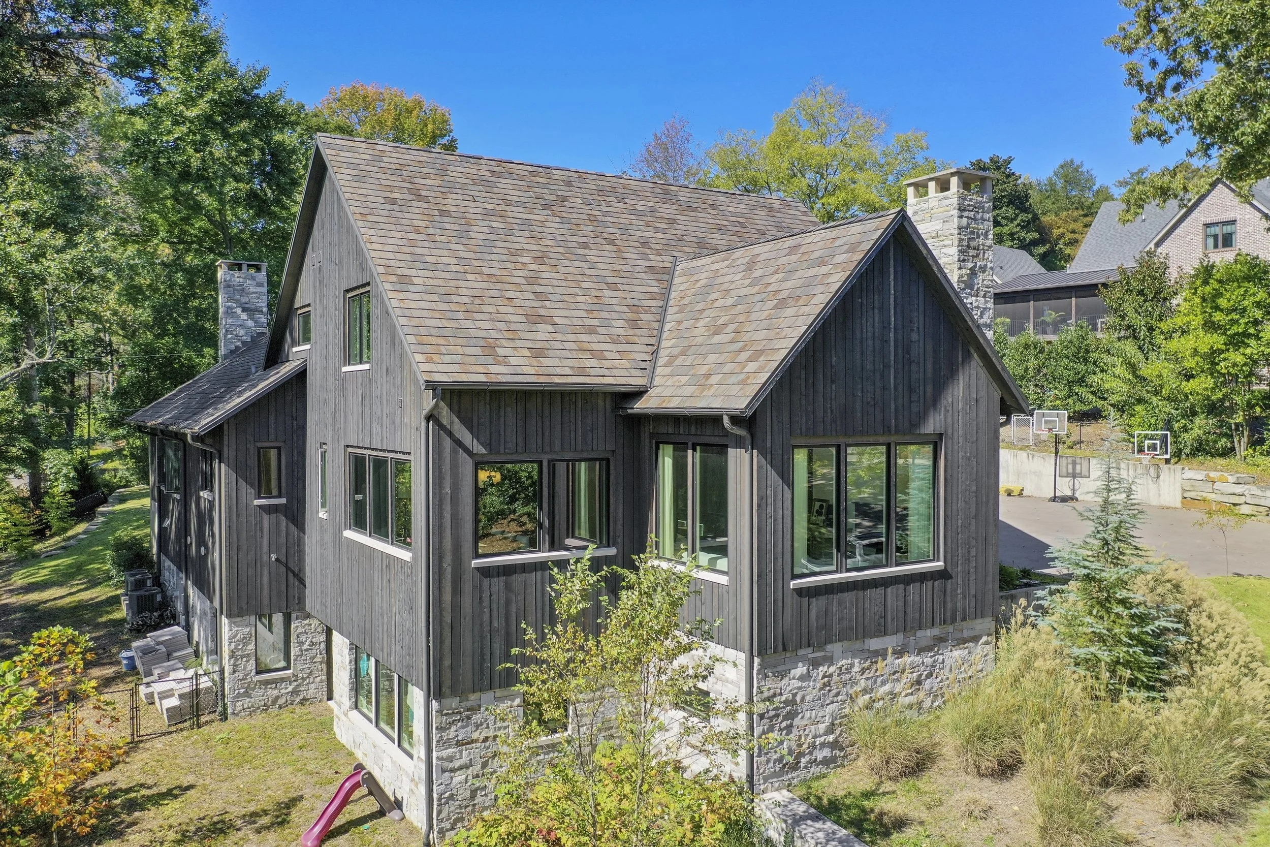 Azalea Road Residence