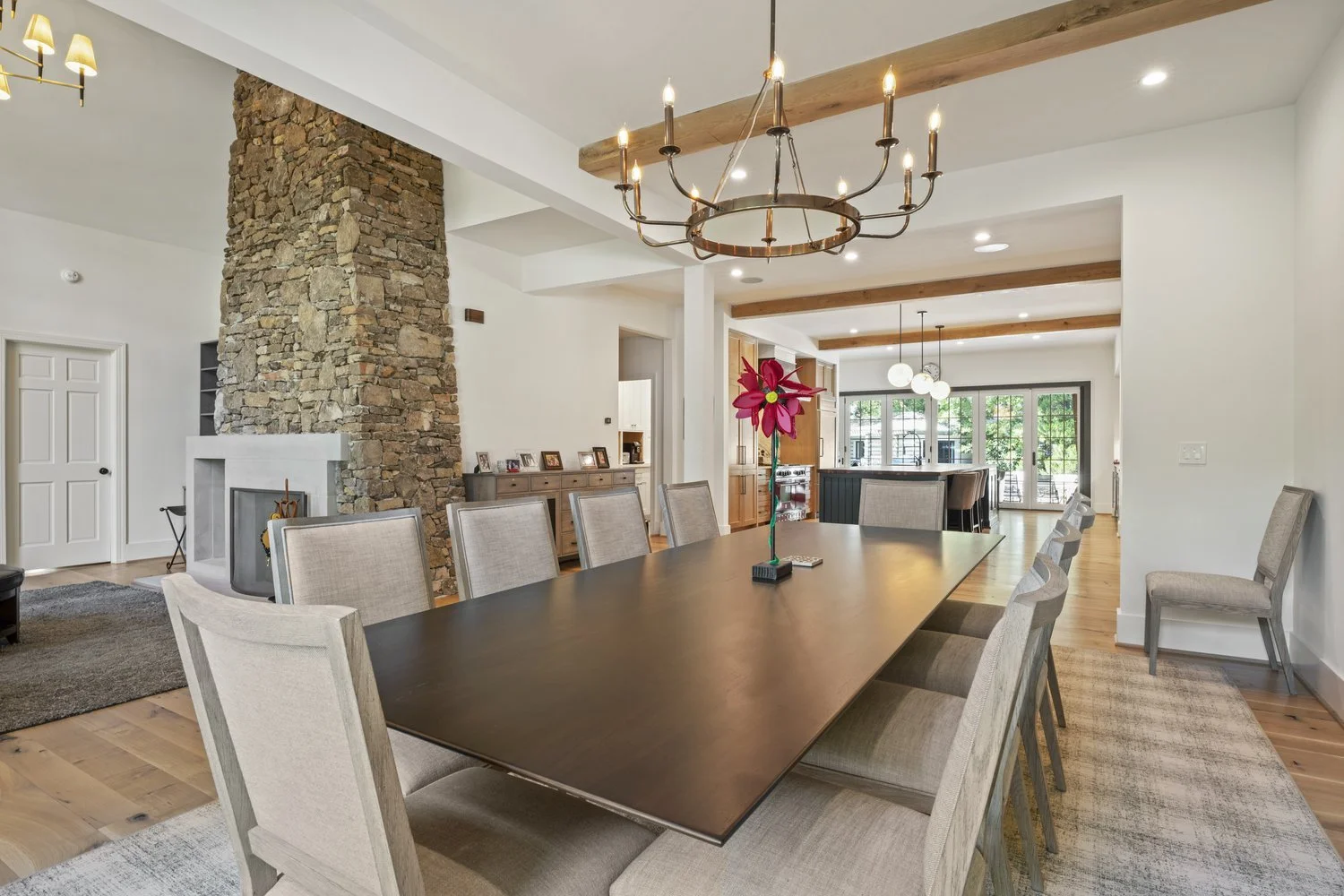 Hommati.com-428_Meadow_Brook_Ln_AL-09-15-2022-17.jpg