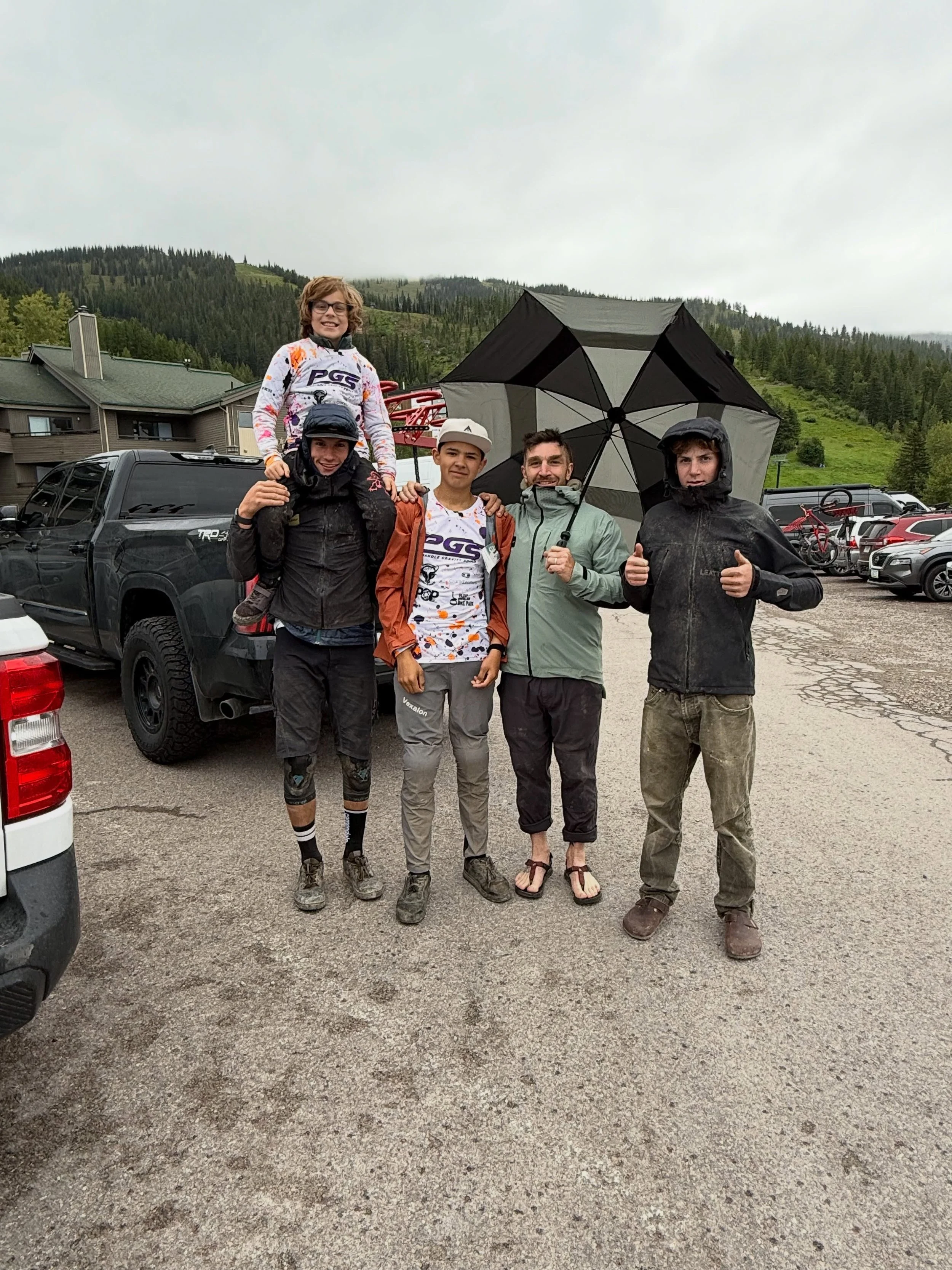 Great weekend at @nw_cup in whitefish. The squad was going fast and having fun. 
They all had great results  across the board, walking away with big smiles and muddy bikes. So cool to see everyone&rsquo;s progress this season. 

Cheers to our sponsor