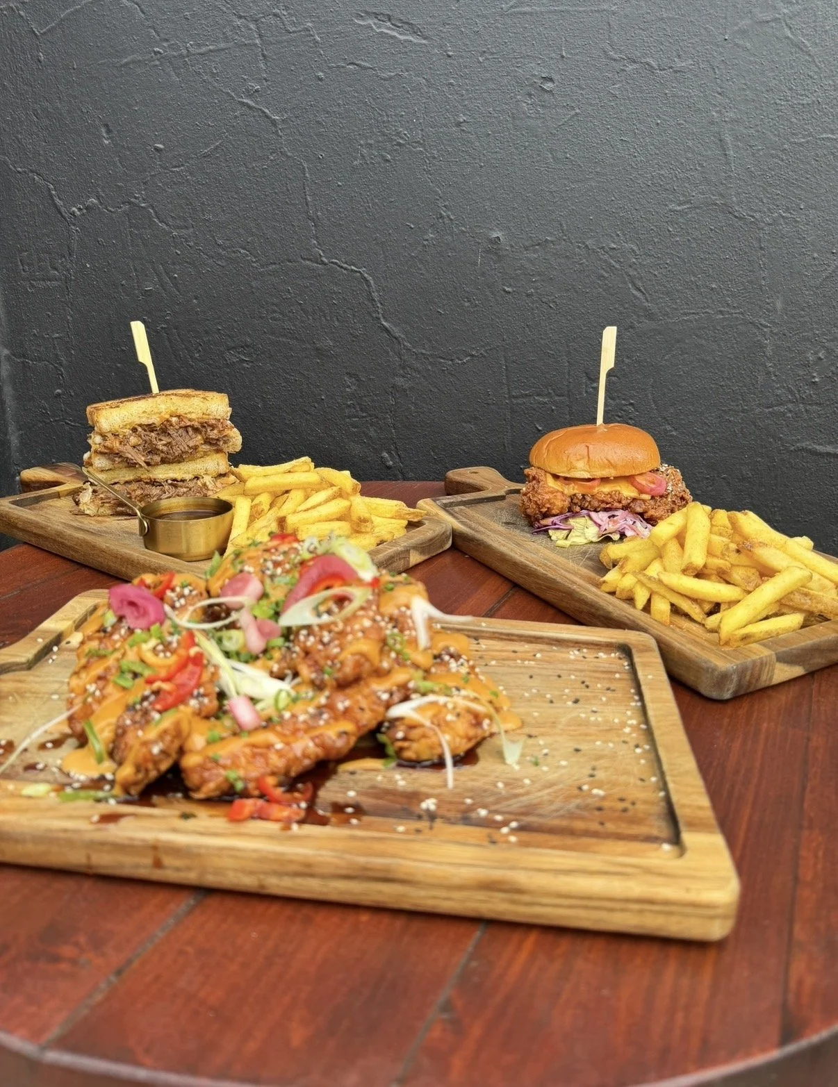 Plantation Bar & Grill
