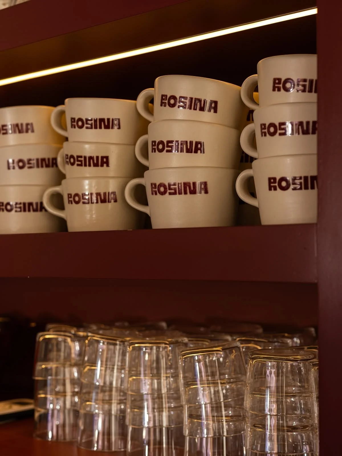 tazas_merch_cafeteria_especialidad.jpg
