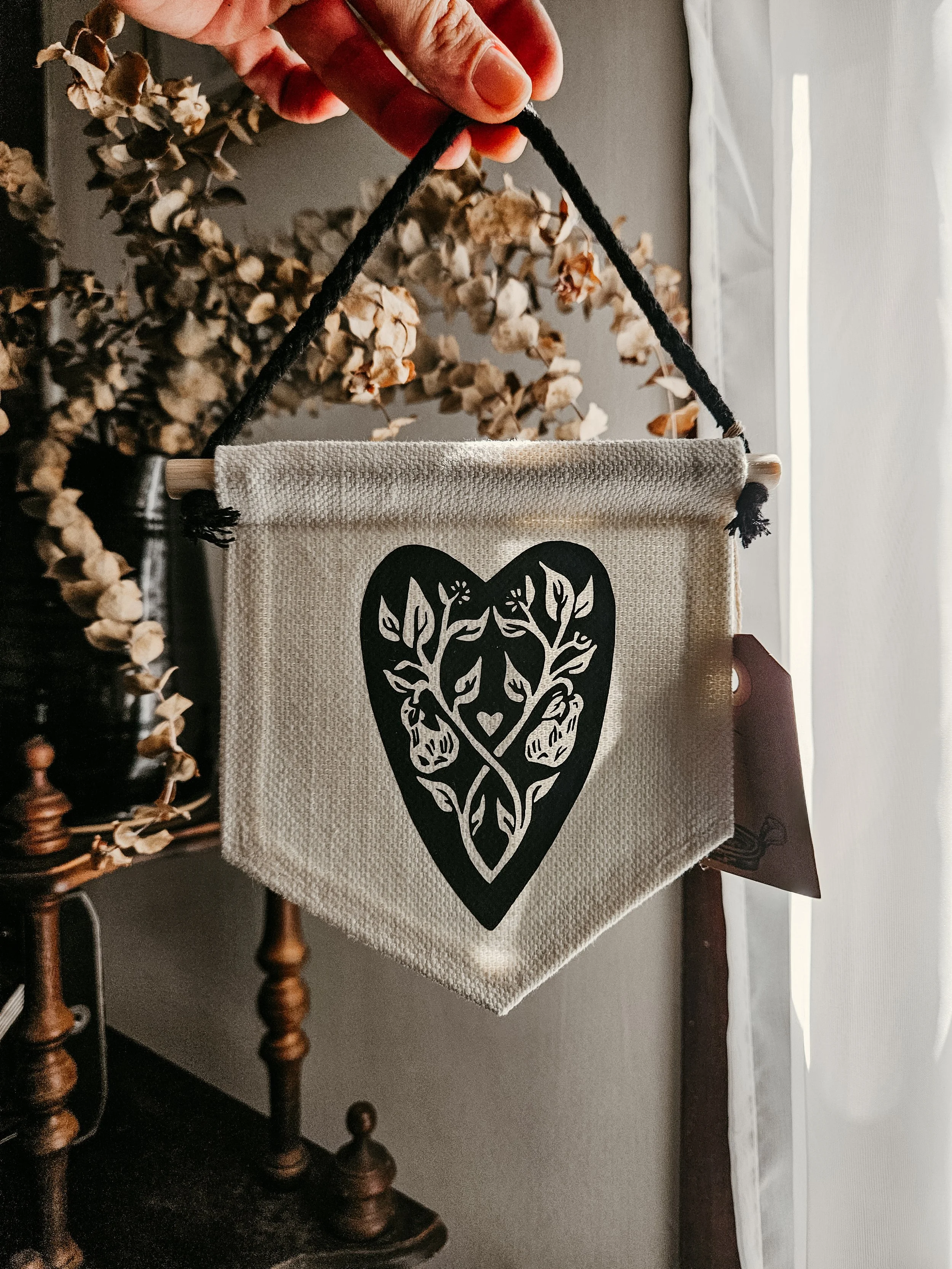 Pear of Hearts Mini-Banner