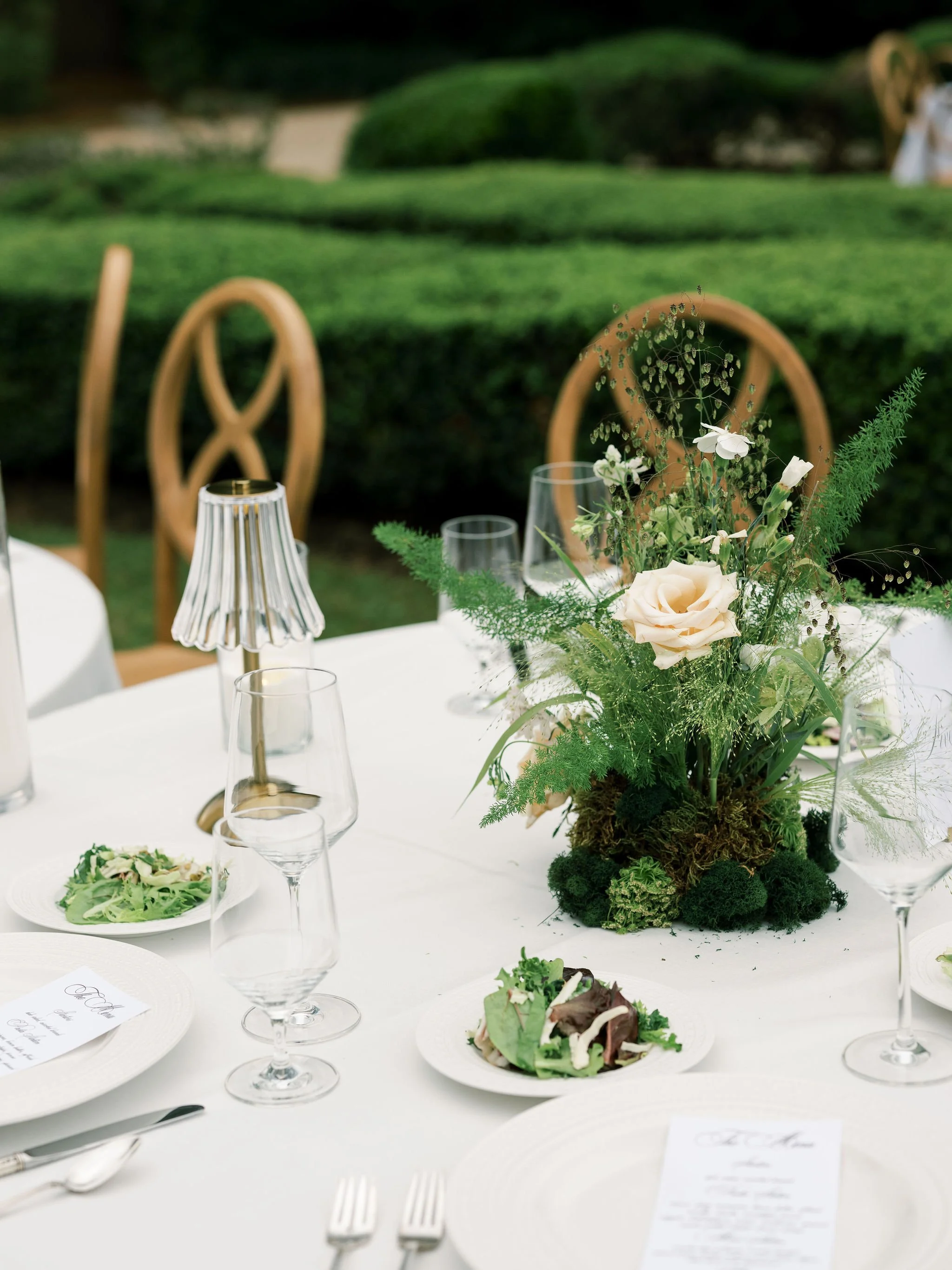centerpieces outdoor wedding.jpg