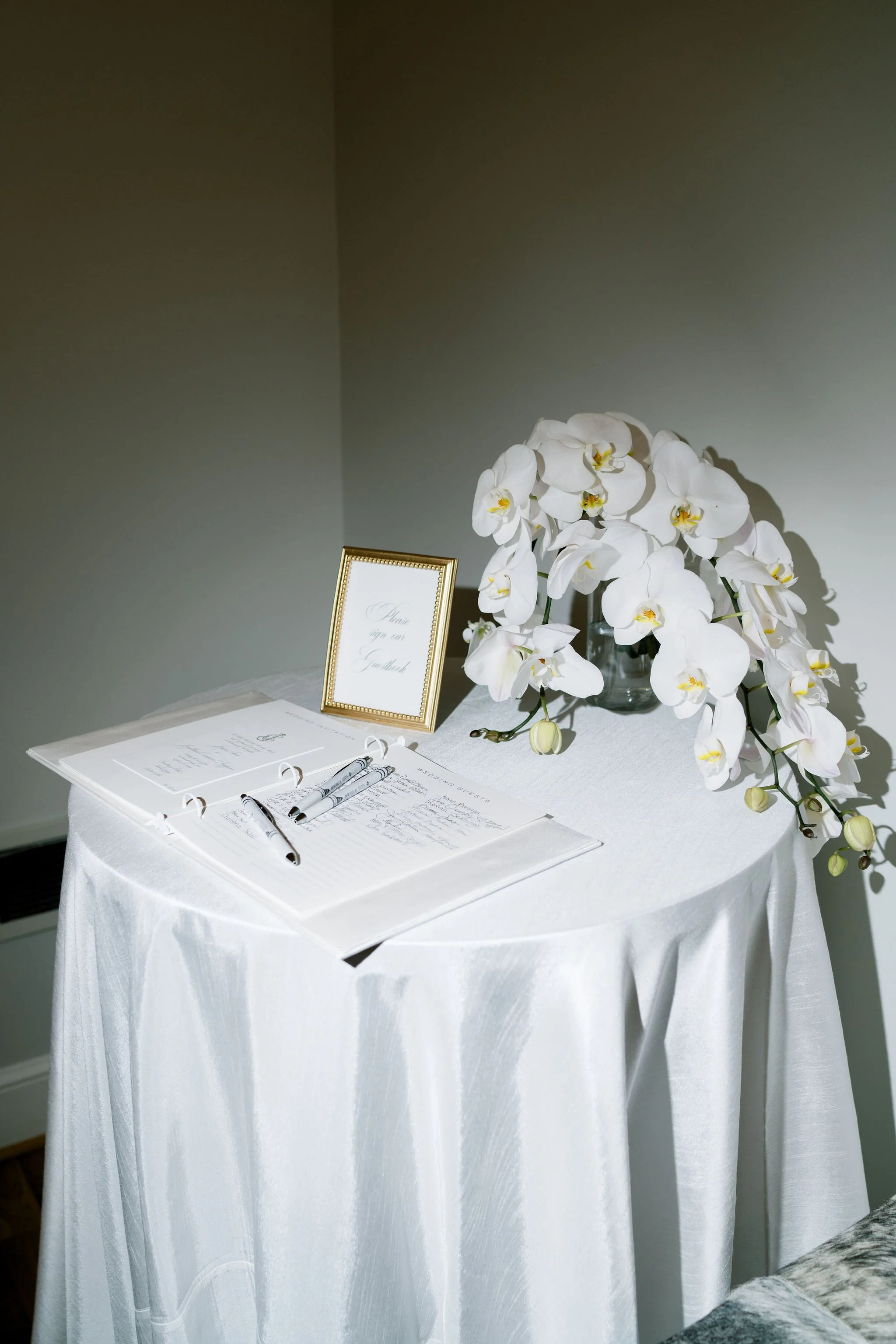 wedding guestbook.jpg