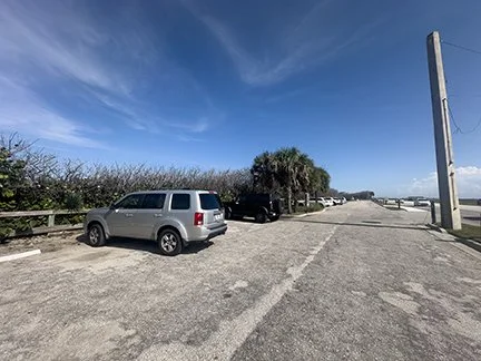 2nd_light_beach_parkinglot-72small_5780.jpg