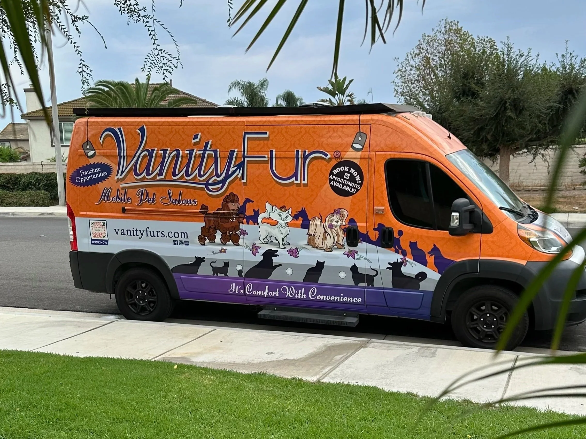 Vanity Fur Mobile Pet Salons