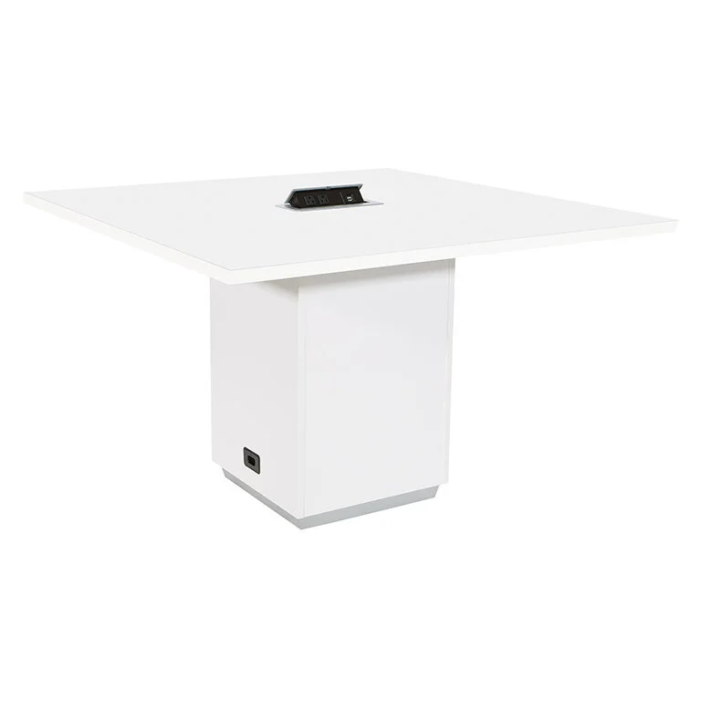 TUXWHT-59_Main_2.jpg,