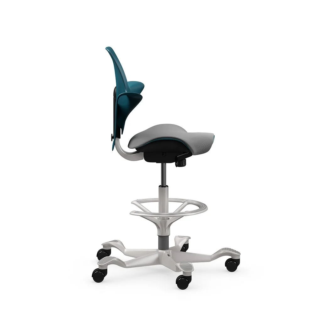 Capisco-Puls_P41-SF-CY37-FR-8020_90-degree_1042x1042.jpeg
