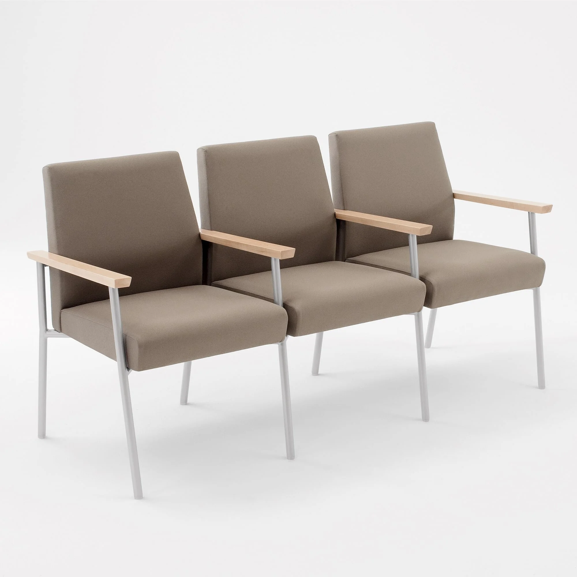 MG3803G7_mystic_guest_3_seats_w__center_arms-min.jpg,