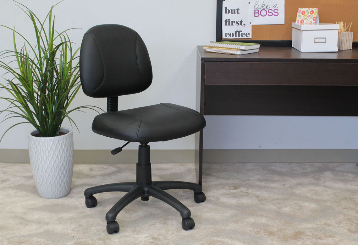 Boss Black Posture Chair 3.webp
