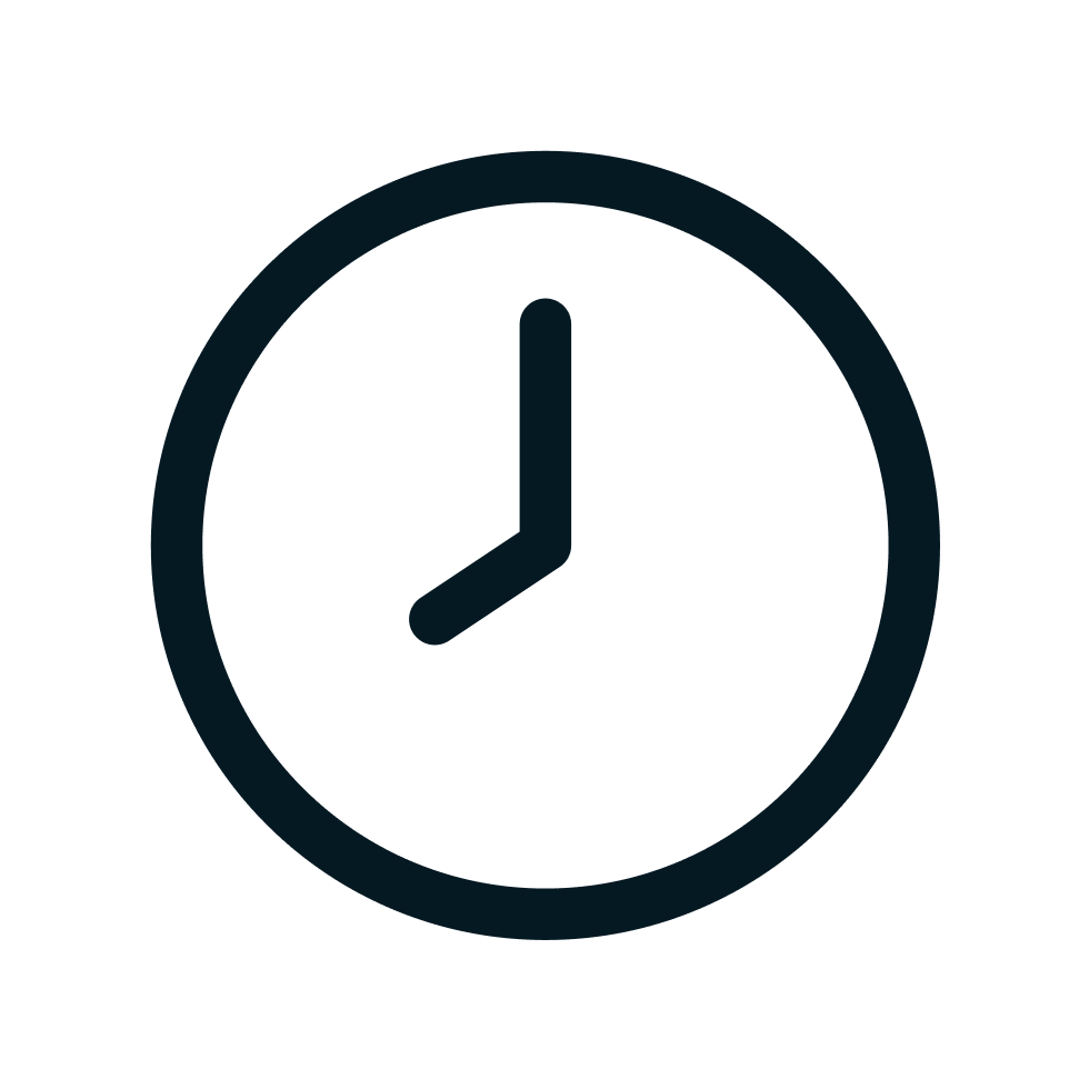 Simple clock showing 3:00.