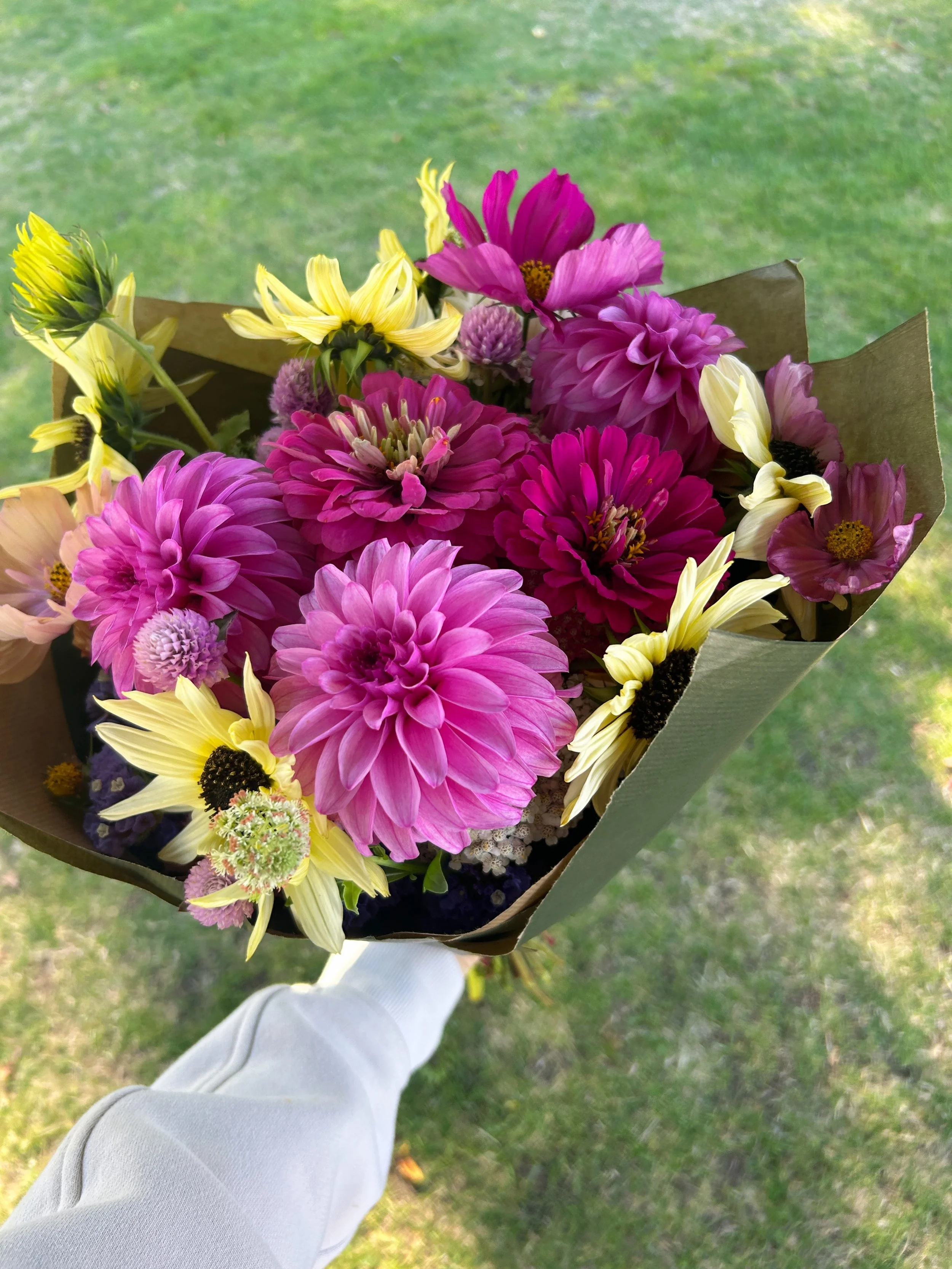 Bulk Blooms Bucket