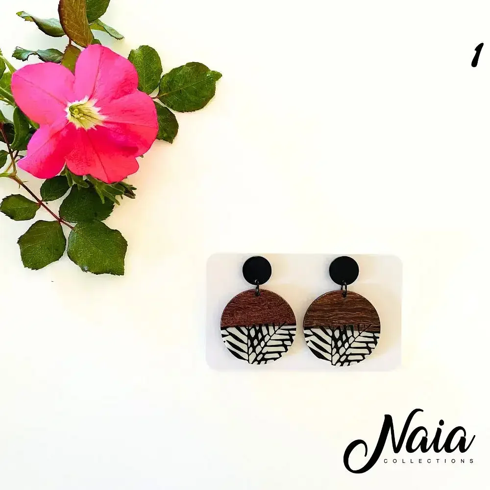 Wooden Dangle Earrings Style 1