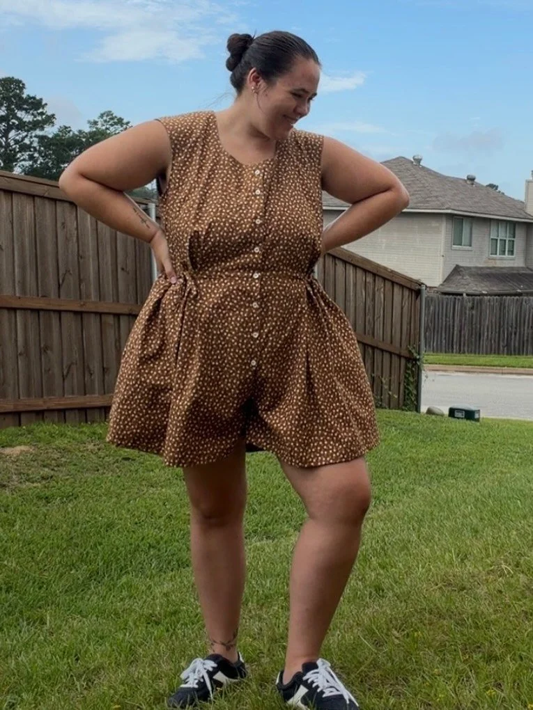I had the chance to pattern test the Ophelia Playsuit by @charlotterachantoinette and I&rsquo;m a big fan. I wore it straight off the sewing machine to go grocery shopping, to the park, and out to dinner. I felt cute and comfortable the entire time!
