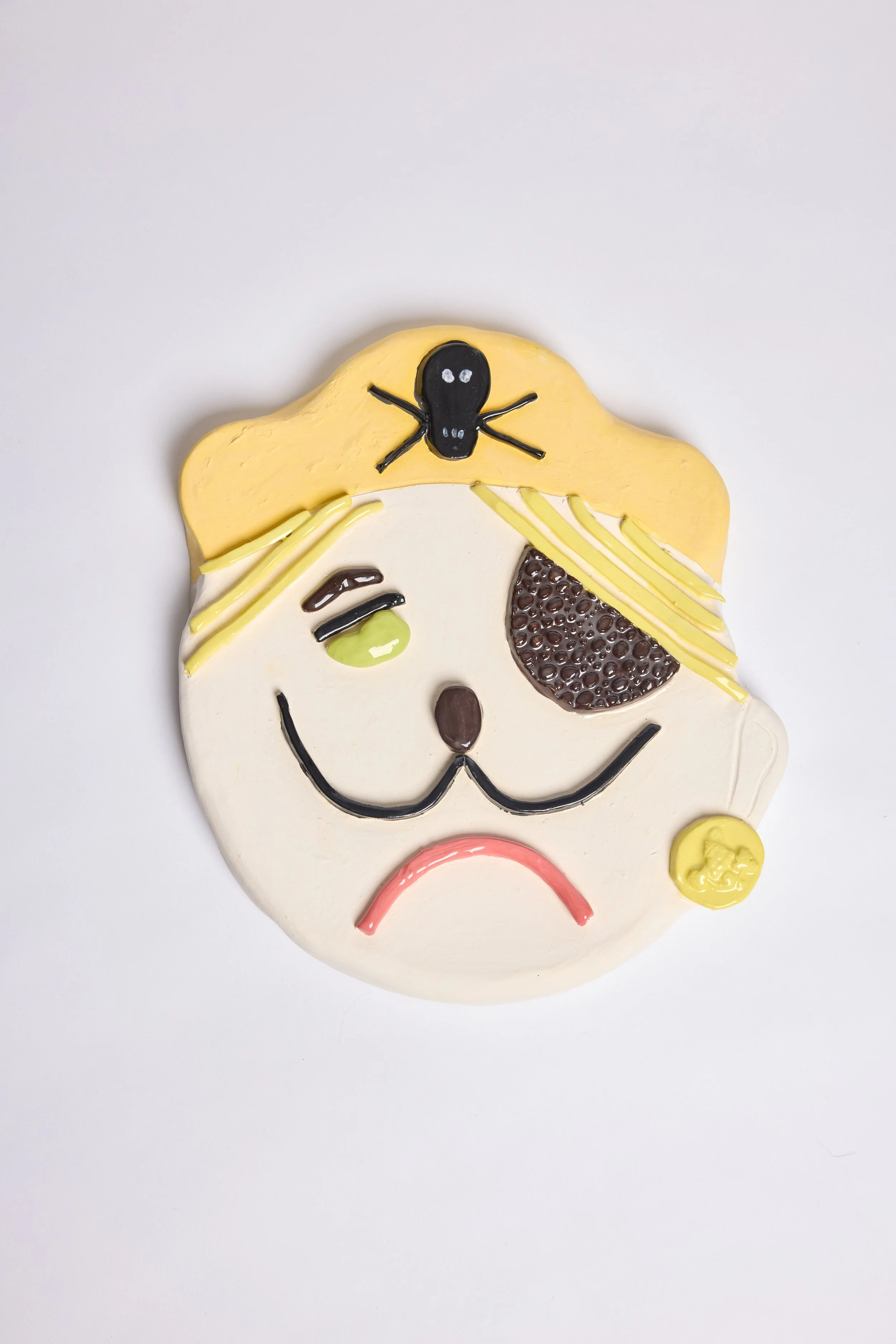 He Was My Bum Pirate 
4×29×30cm