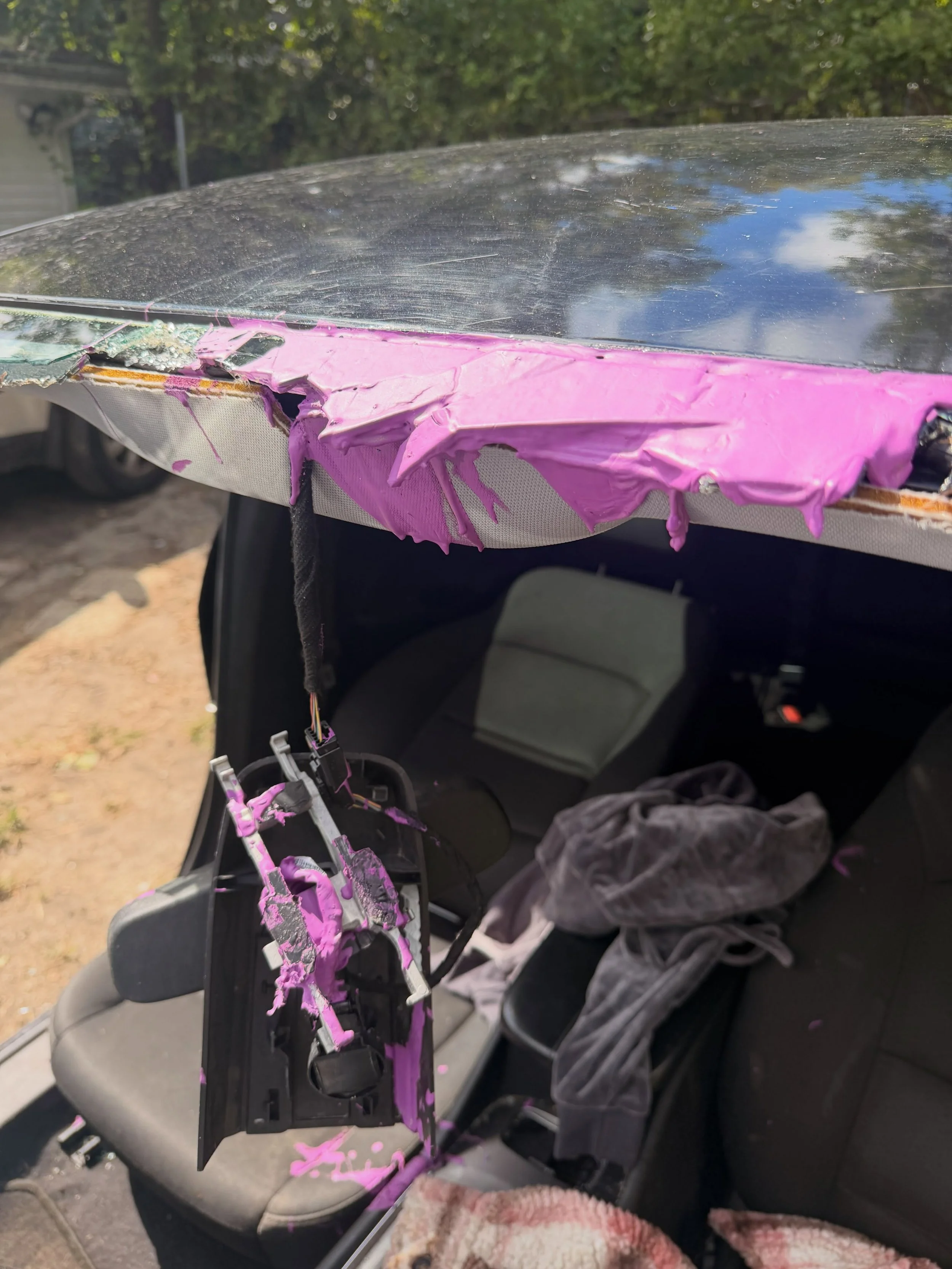 This Malibu has SEEN SOME THINGS. 😭🤣

Pulled up to a windshield that was absolutely DESTROYED, with purple goo smeared EVERYWHERE. 💜 I don&rsquo;t even wanna know the backstory on this one. 😂

But that&rsquo;s alright, Glass Gal came to give this