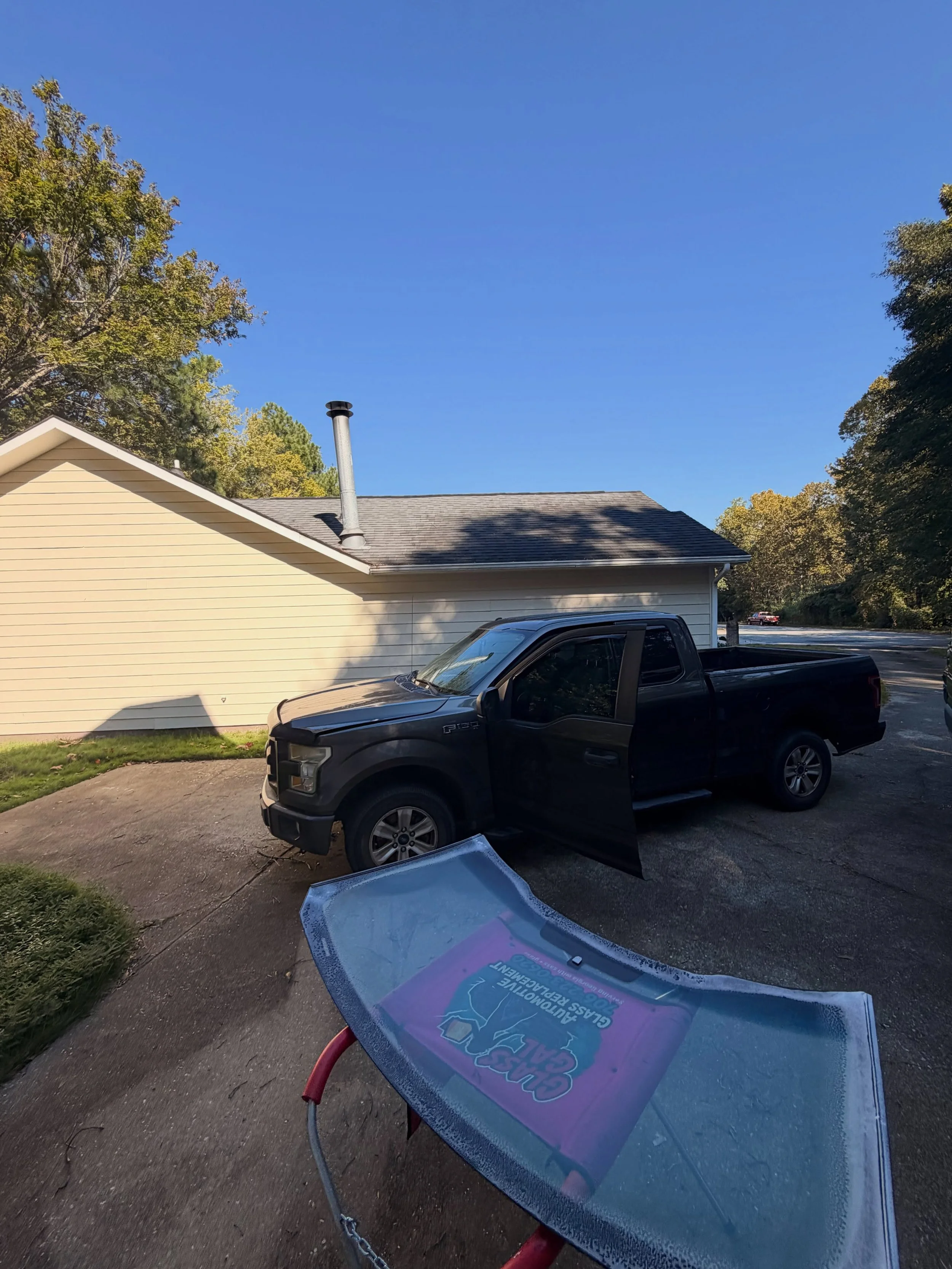 F-150 windshield replacement right here in Columbus! 💗💪🏼

Something I love about this industry is that there&rsquo;s ALWAYS something to improve on.

A couple of things I&rsquo;m currently working on:

When I&rsquo;m trimming the existing urethane