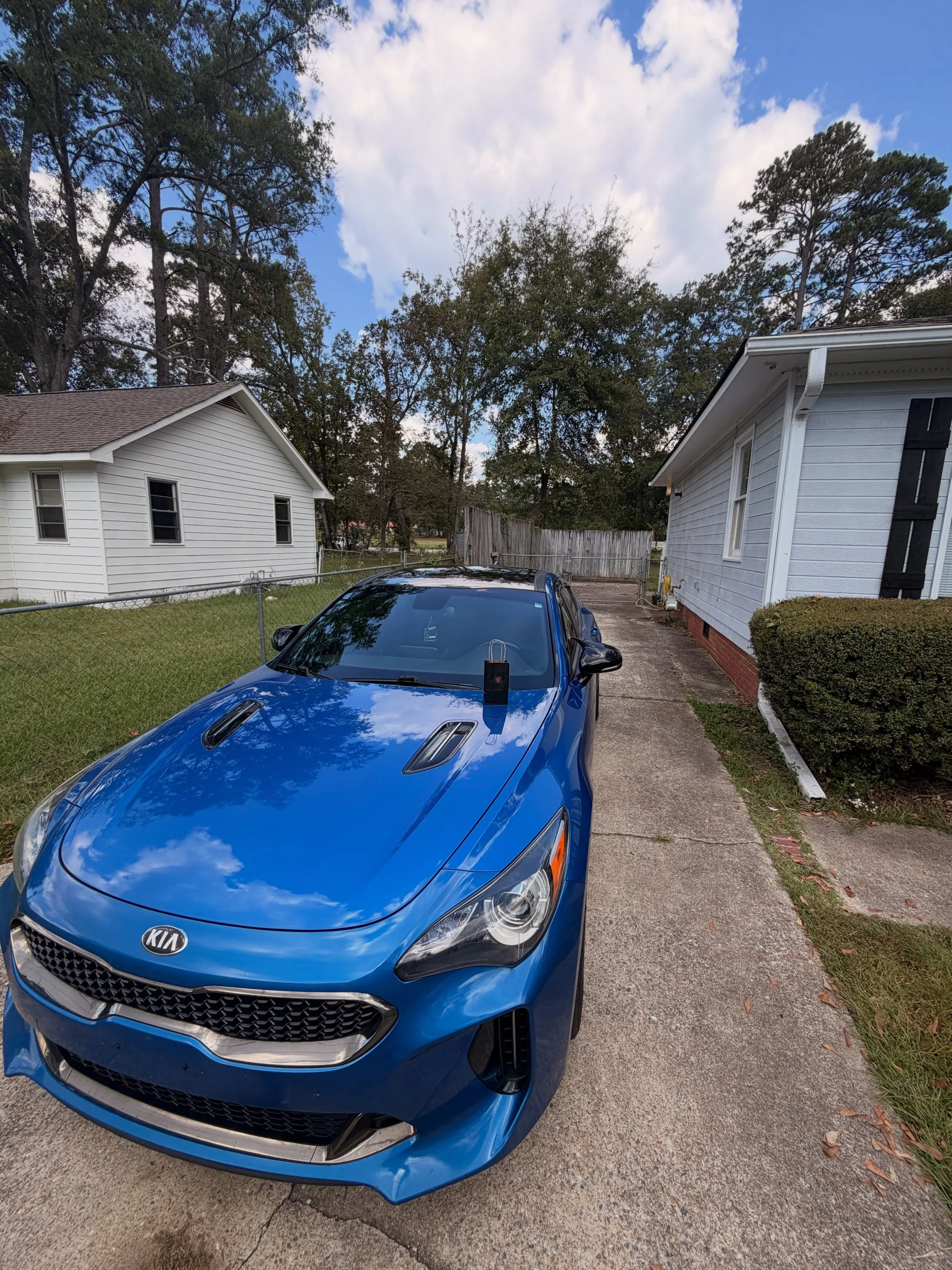 Kia Stinger in Columbus today! 💙🔥

Y&rsquo;all, I was DEAD in this heat. 🥵🤣

One thing about mobile auto glass, the way you&rsquo;re parked makes all the difference. Sometimes the sun hits just right (or WRONG), and my awning becomes nothing more