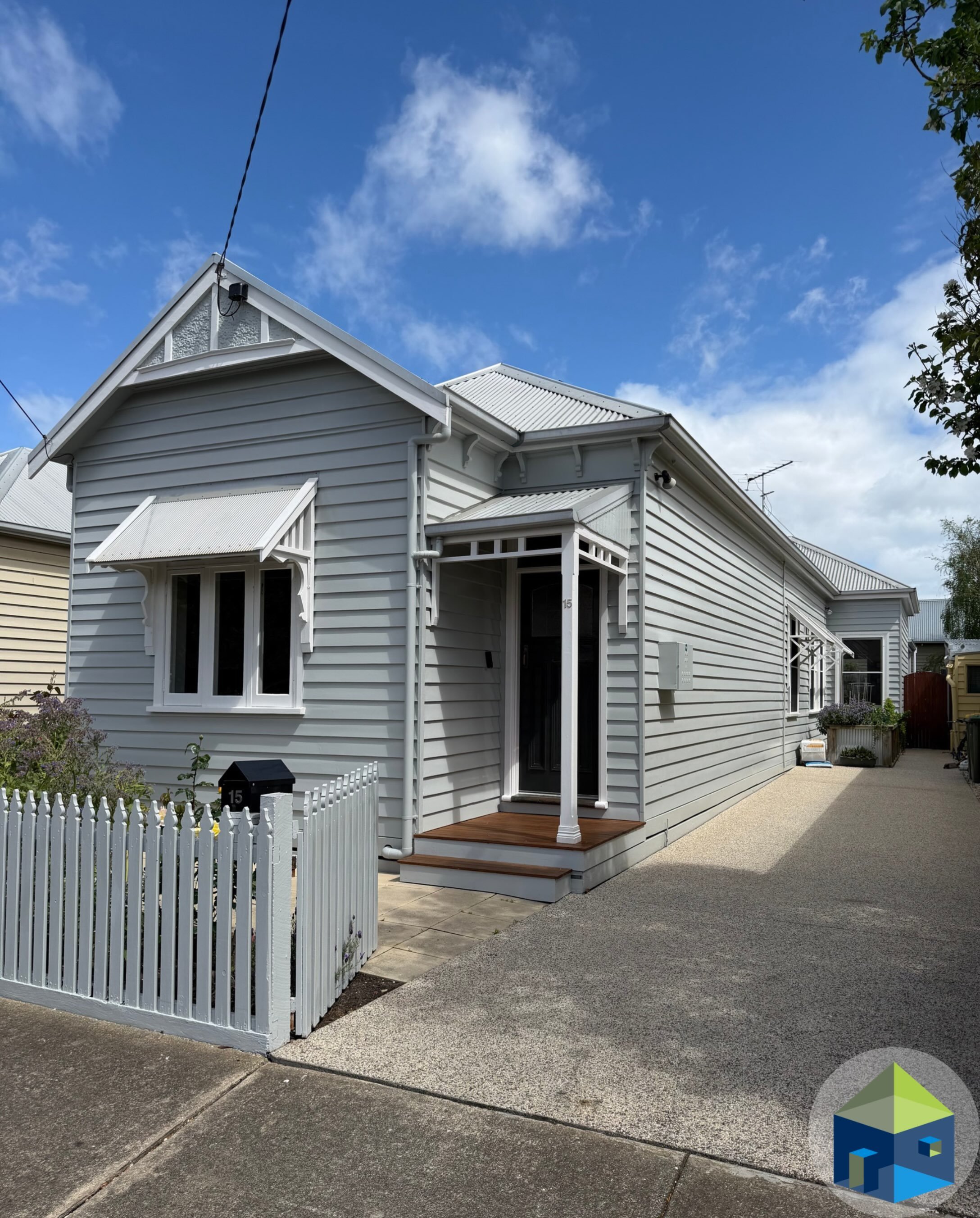 SELLING || Perfect first home or downsizer buyer. Beautifully presented and recently refurbished. Quiet location close to Pakington Street. Launching soon!🚀 #vendoradvocategeelong #geelongproperty #geelongrealestate
