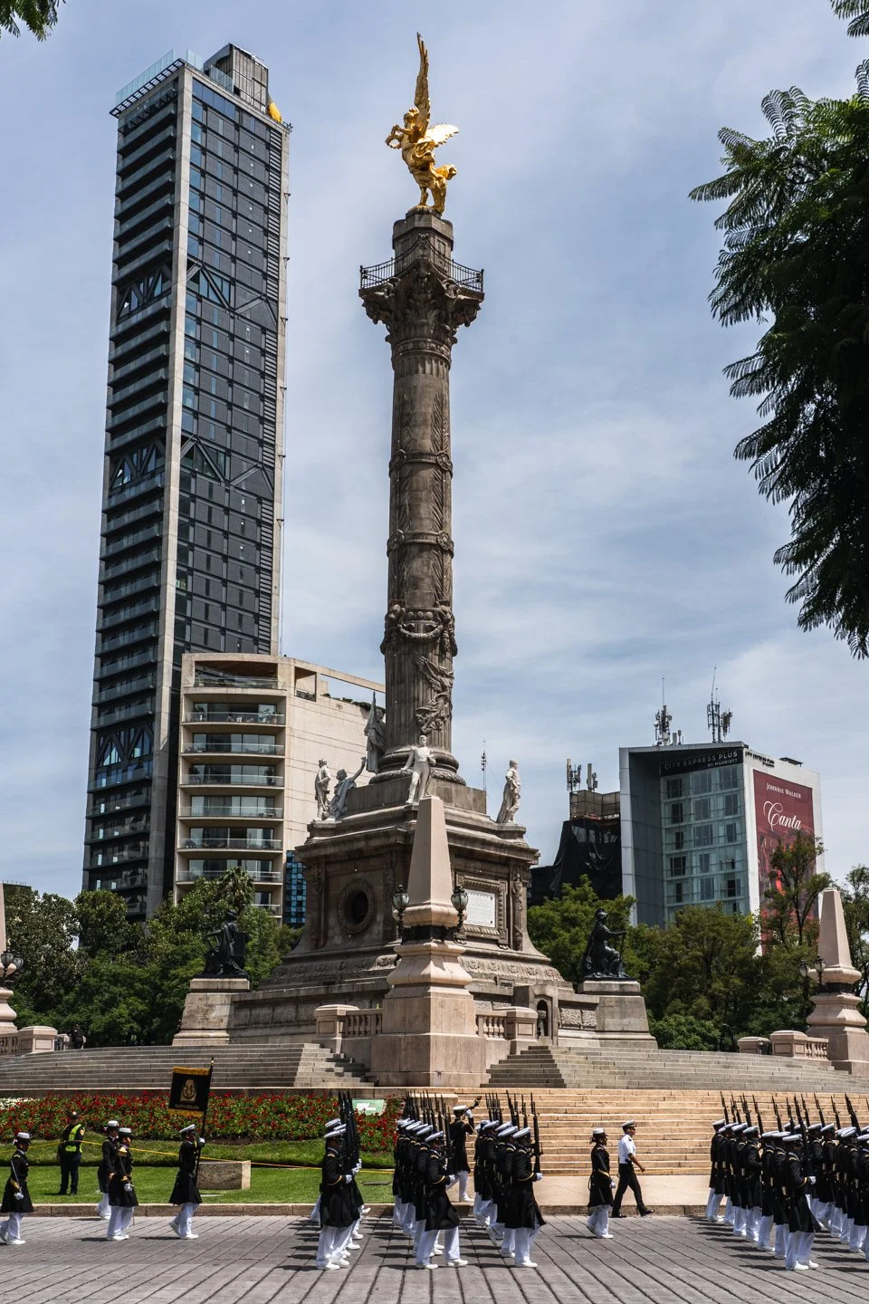 Marcha Militar del 16 de Septiembre en la Ciudad de México