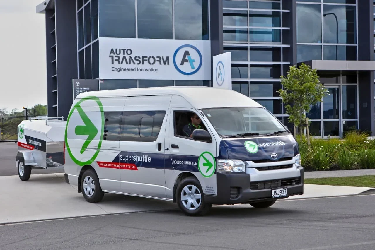Super shuttle offer convenient door to door 24 hour airport transfers to and from the city. Alternatively the UBER NZ app is also a cost effective way of transferring by private vehicle. To find out more & book your transfer click on the image. 