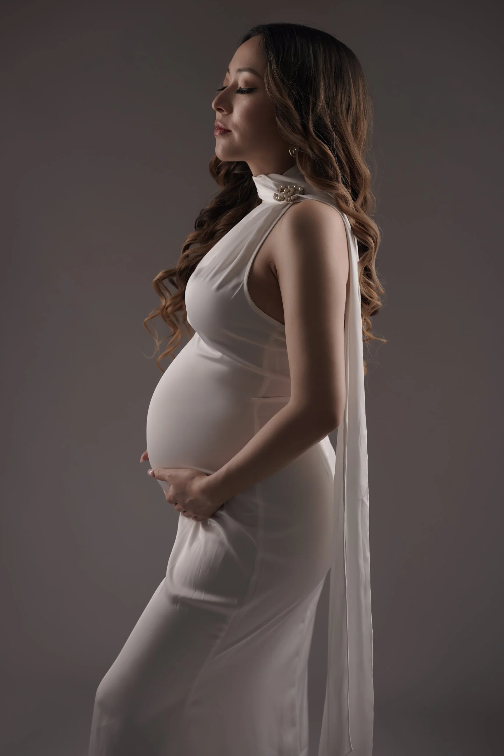 Indoor maternityphotography in Vancouver 18898.JPG