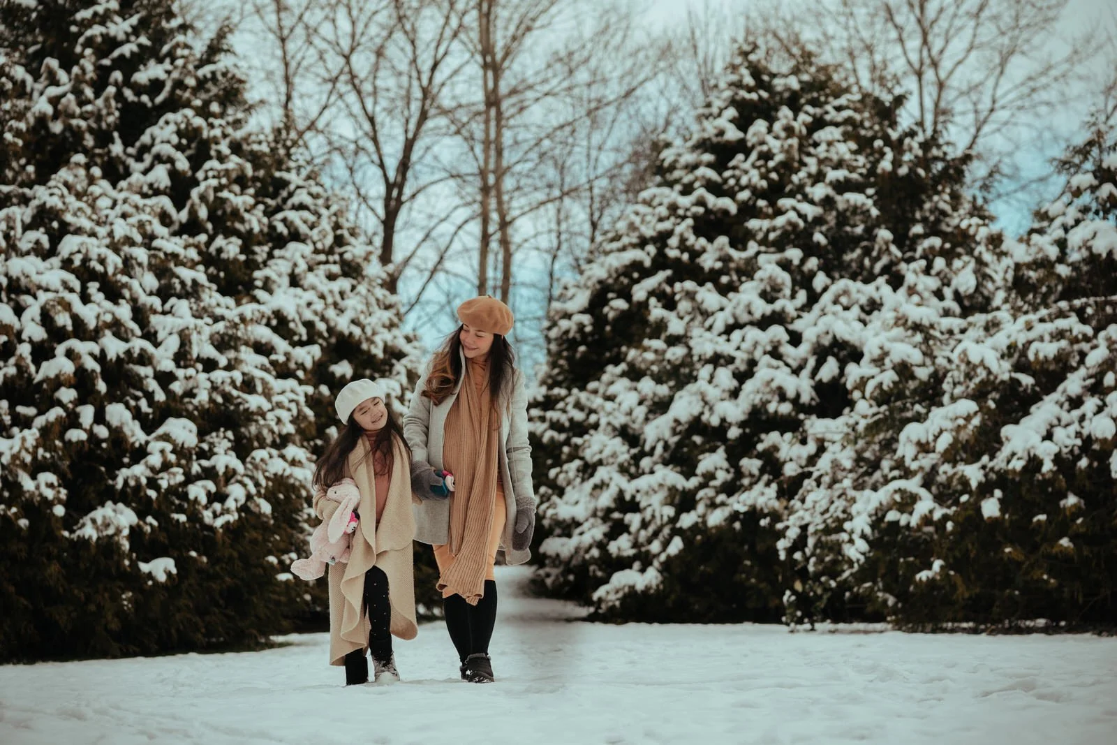 outdoor maternity in vancouver17953.JPG