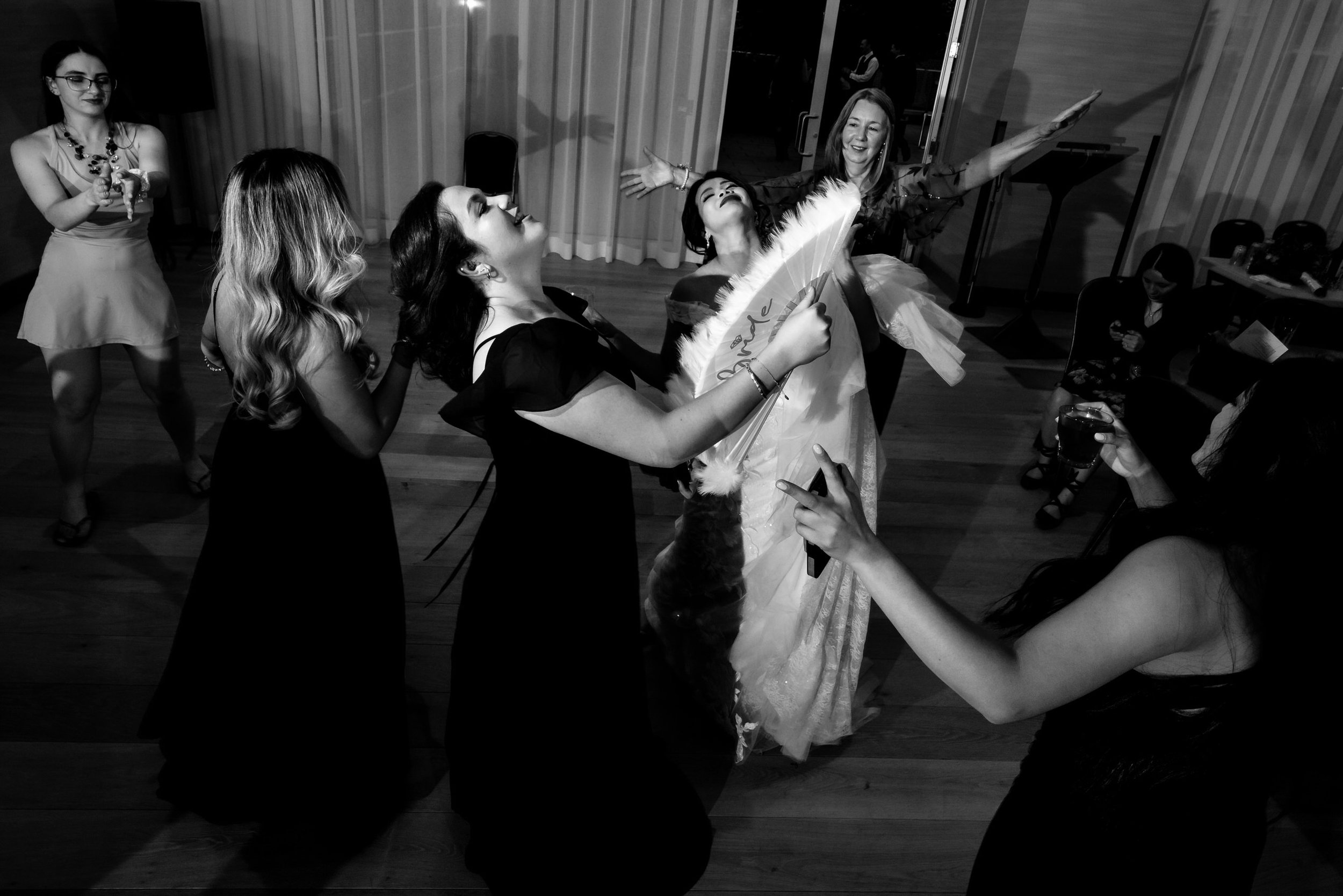Weddingphotographyvancouver|Freemason Hall493.JPG