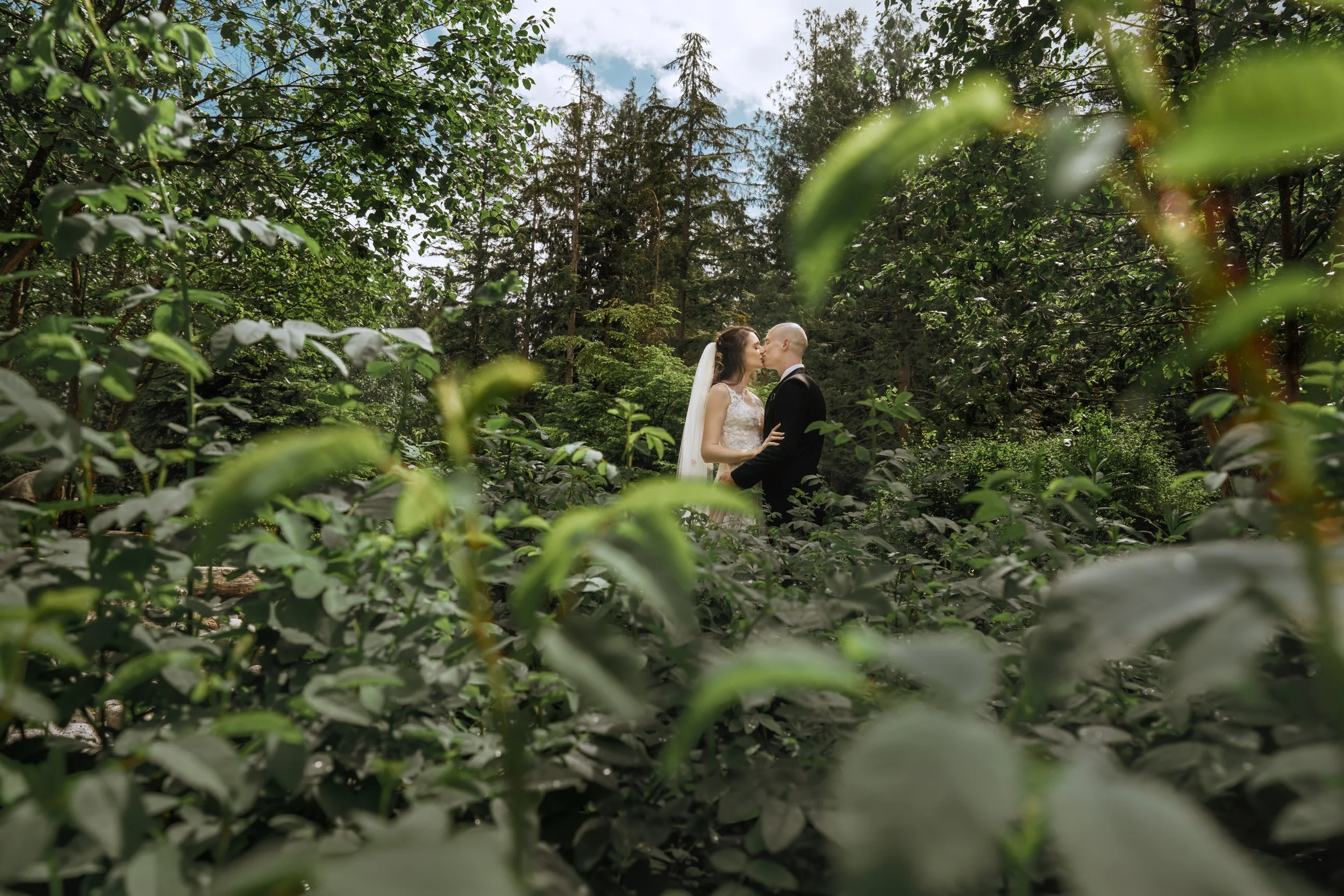 Weddingphotographerinvancouvertamphotos18946.JPG