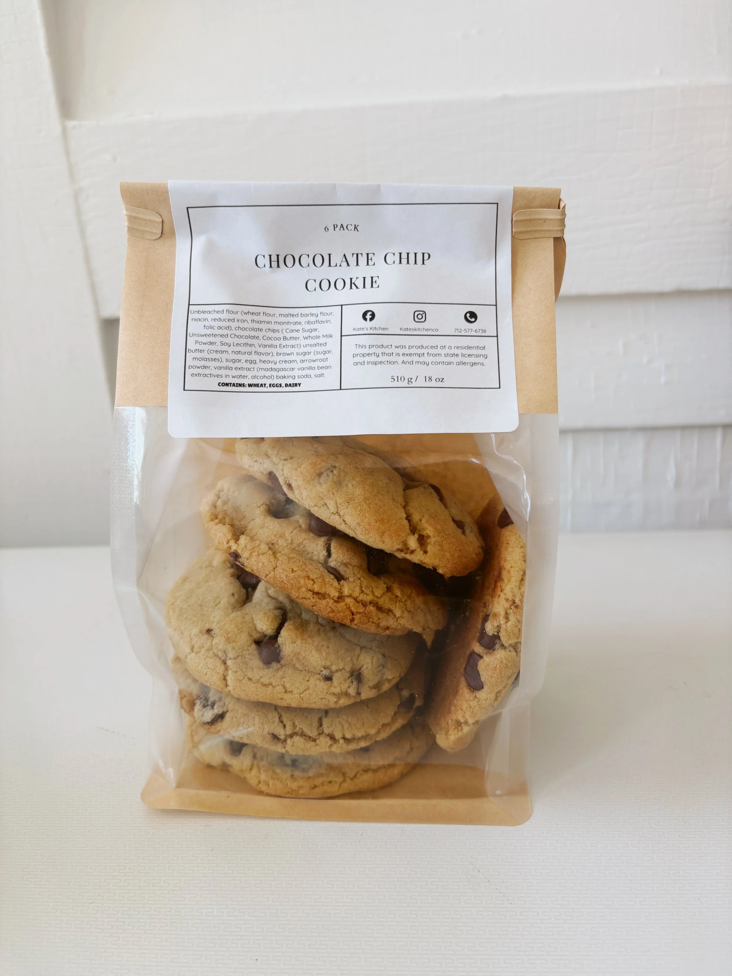 Chocolate Chip Cookie