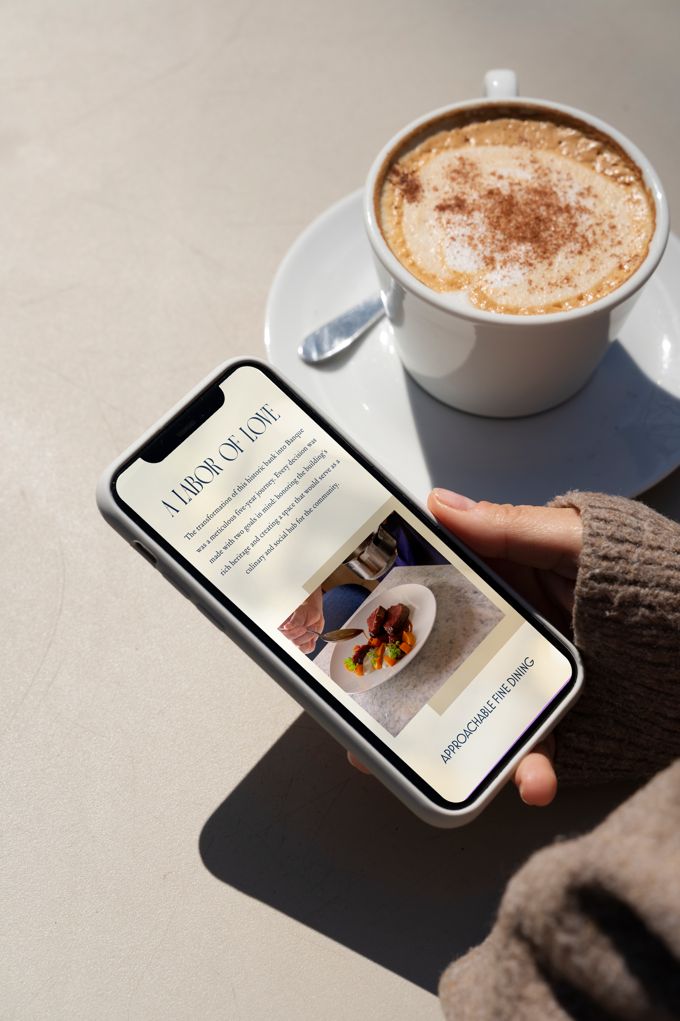 Banque mobile mockup option 2 copy.png