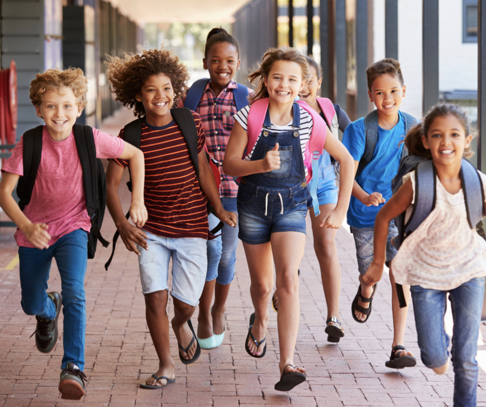 Enfants pouvant bénéficier du Neurofeedback Dynamique pour favoriser la concentration, l'apprentissage et le bien-être.