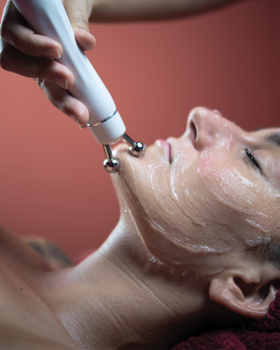 Hydrating Lift Facial