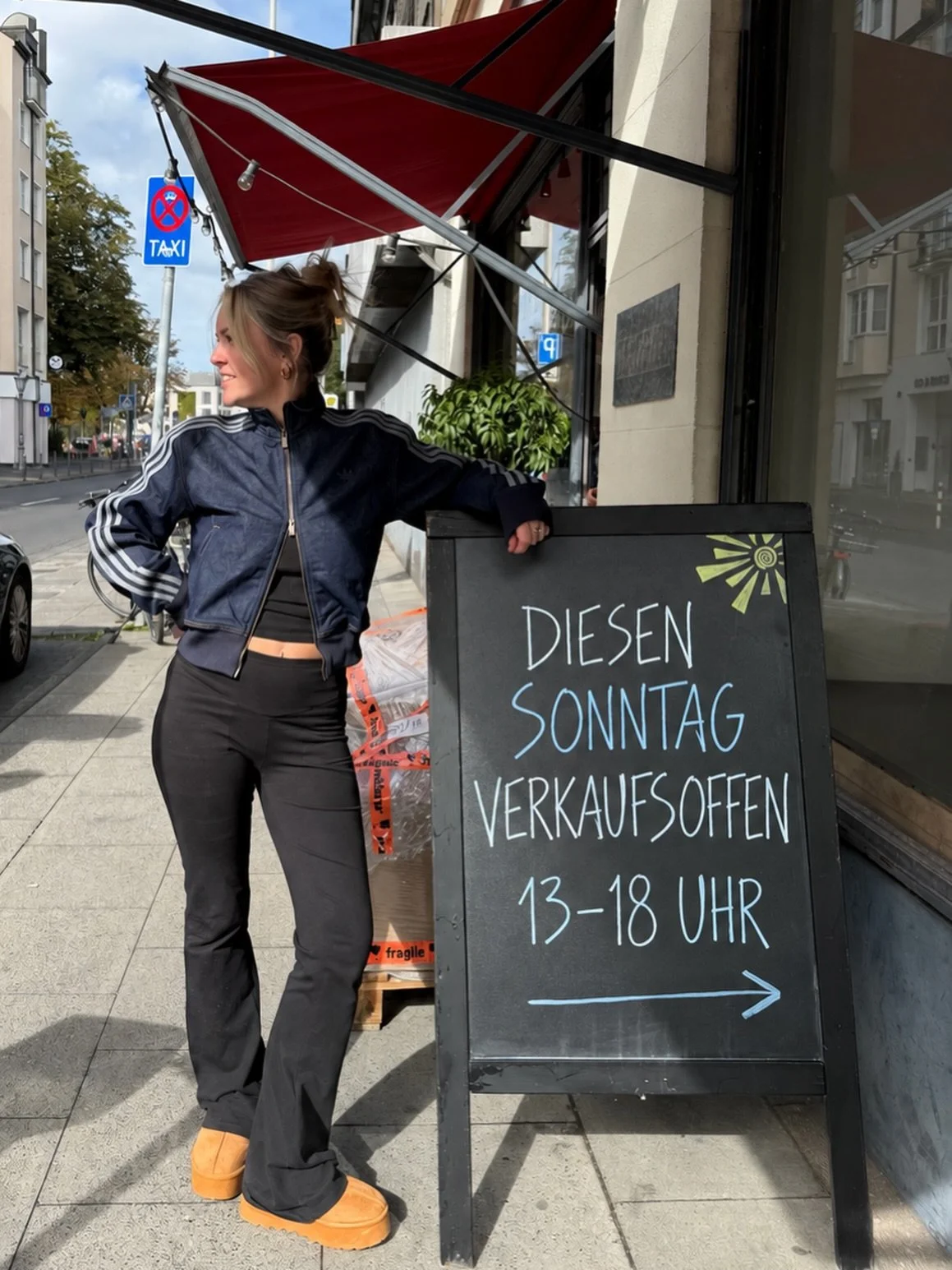 Aufgepasst! Kommenden Sonntag (27.9.) ist verkaufsoffen! Wir sind von 13-18 Uhr f&uuml;r euch da und freuen uns ☀️ #bonn #shoppinginbonn #verkaufsoffen #yinnation