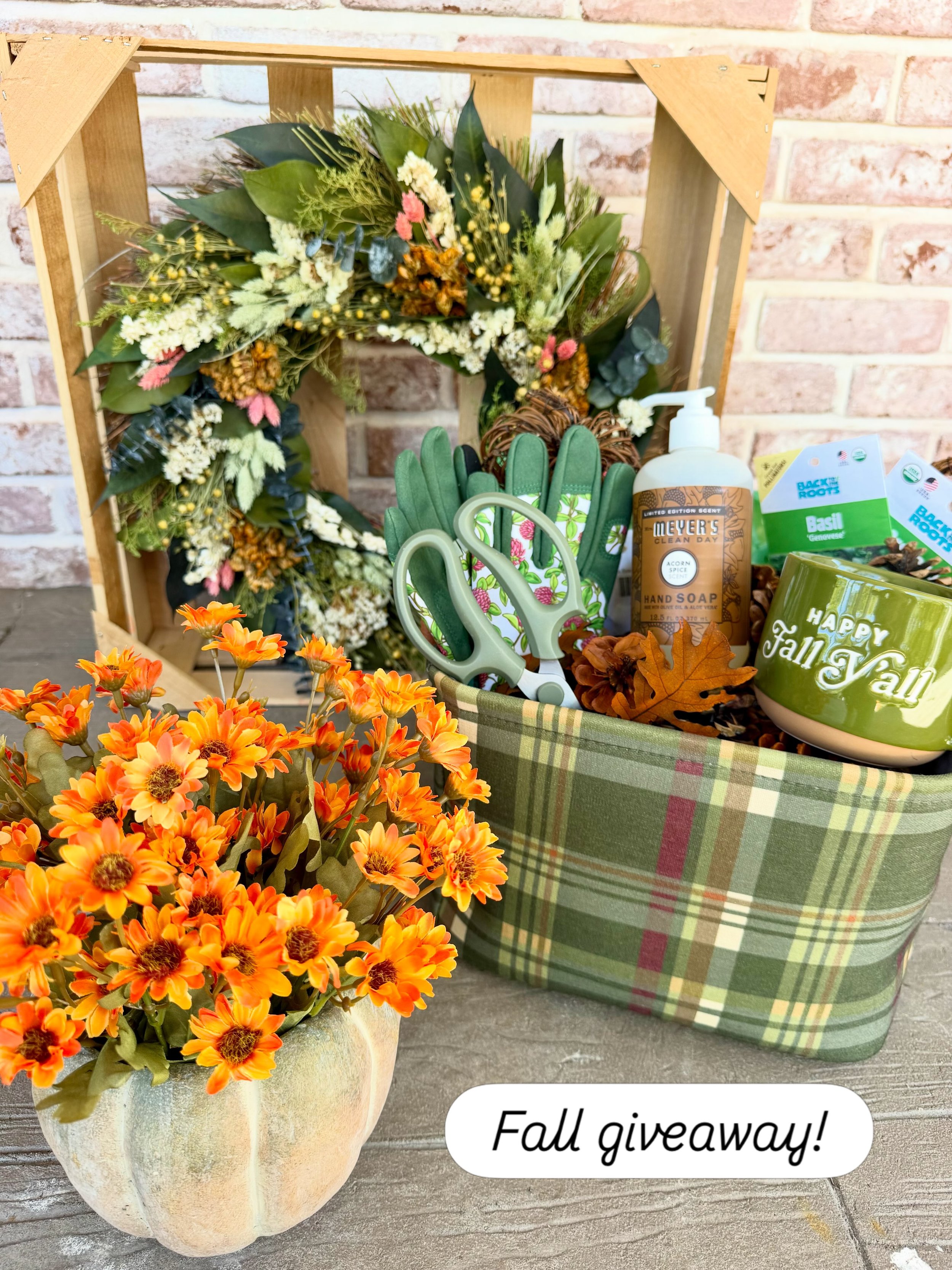 🍂 THE LITTLE BLOOM CO. FALL FAVORITES GIVEAWAY! 🍂

My favorite season is here, my new website is officially LIVE, and that feels like the perfect excuse for a giveaway! 🤗

I&rsquo;ve put together a collection of some of my favorite fall + garden t