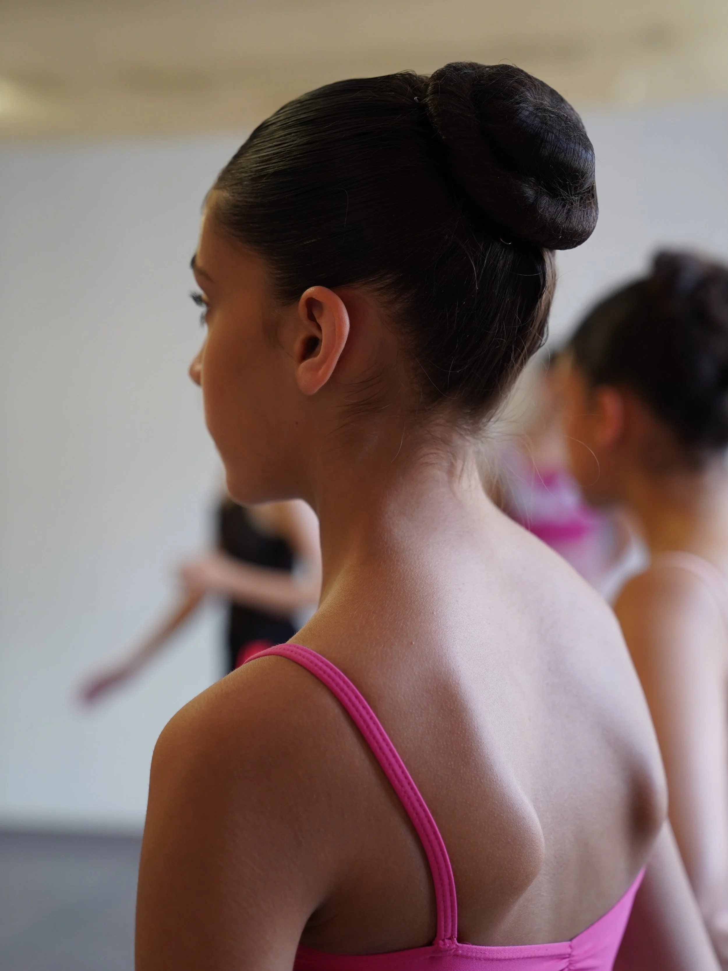 Have so enjoyed coaching La Sylphide this term 🧚&zwj;♂️
So wonderful seeing the variation come to life with such maturity yesterday in the studio 🩰

#toitoitoi #balletvariarion #balletcompetition #balletcoach #balletbun