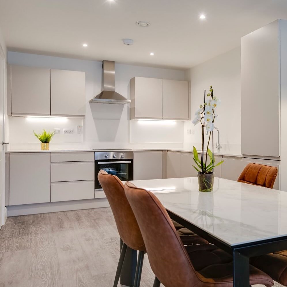 Clongriffin - Zanussi Appliances - Single Oven - Touch Control Ceramic Hob - 70-30 Integrated Fridge Freezer - Integrated Dishwasher - Integrated Washer Dryer