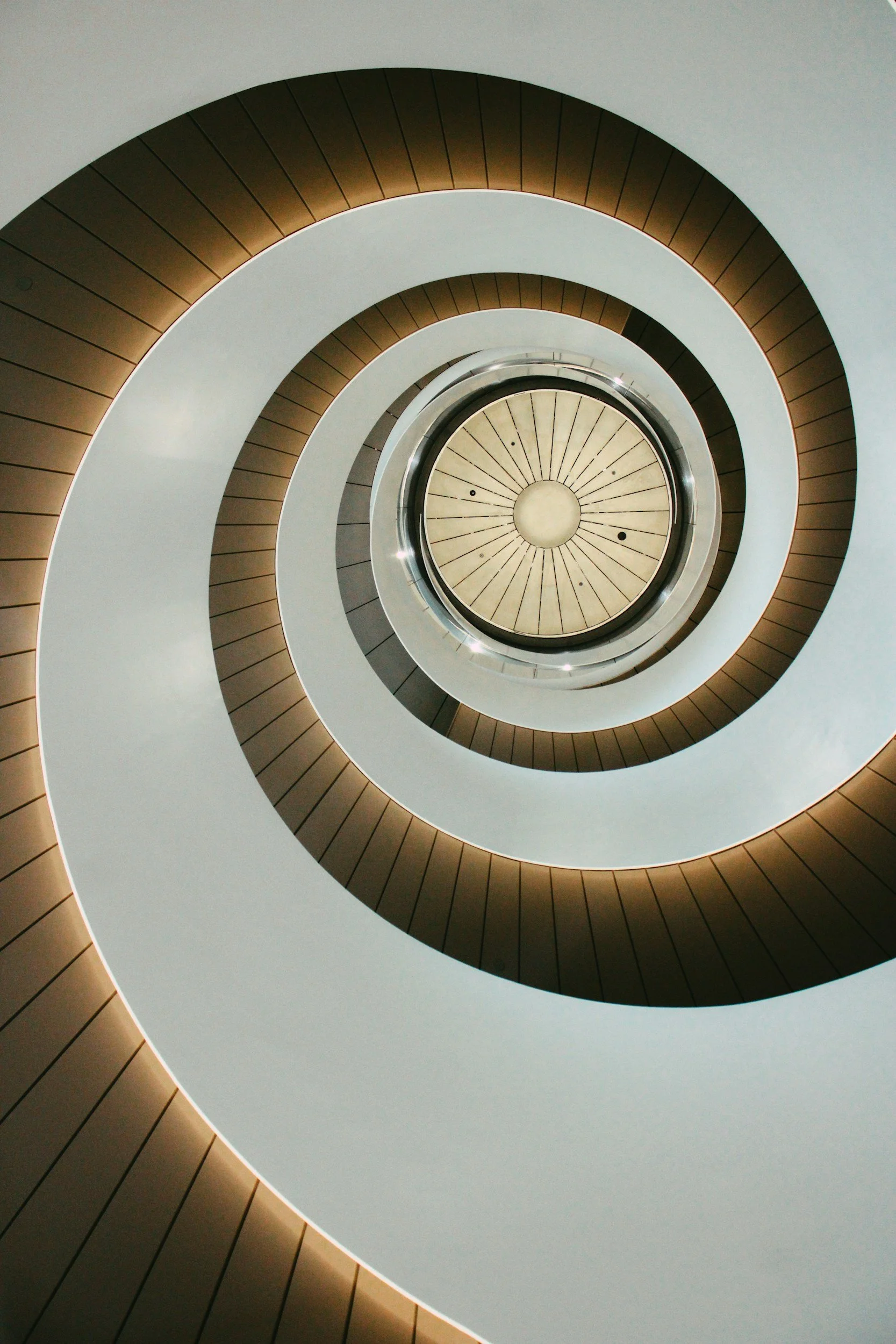 Dettaglio di architettura contemporanea che rappresenta l'approccio progettuale di Prime Building.