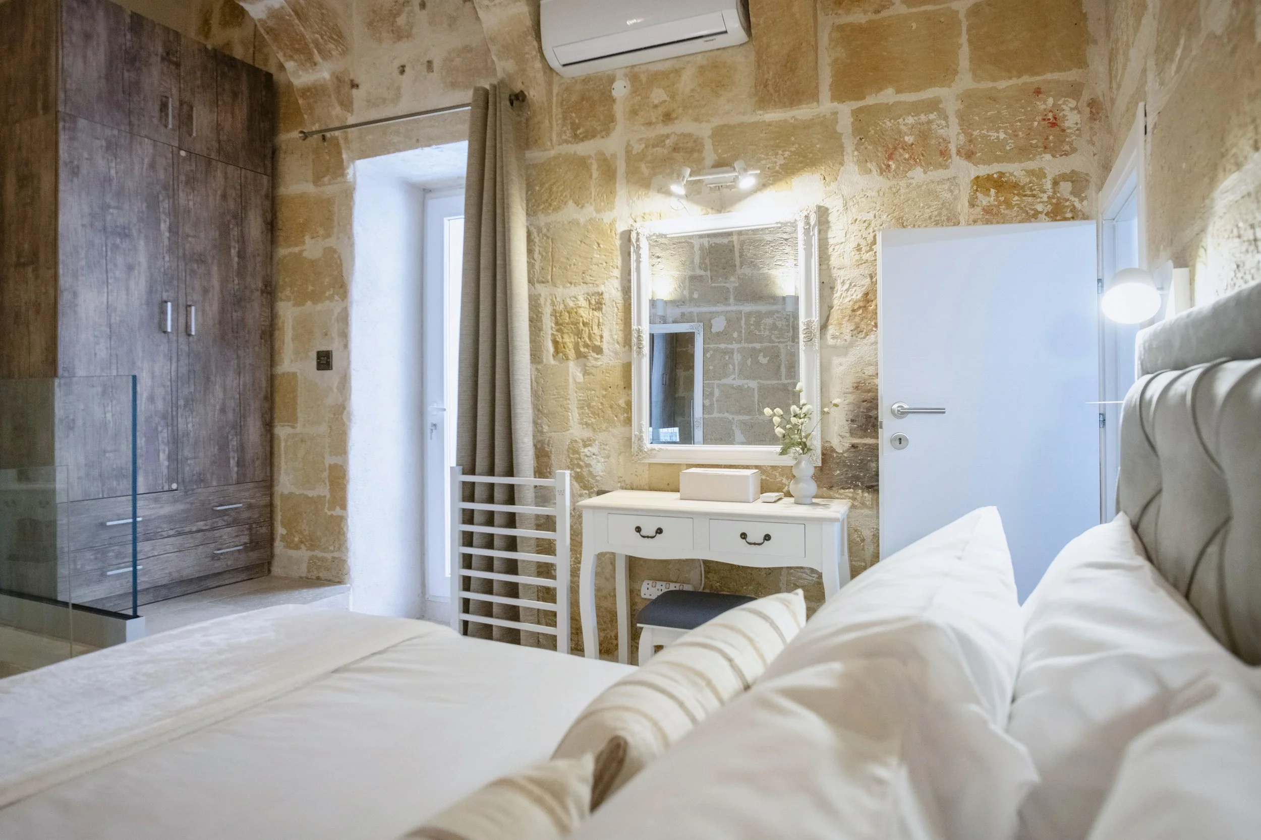 45, Floriana Acc_170326 023.jpg