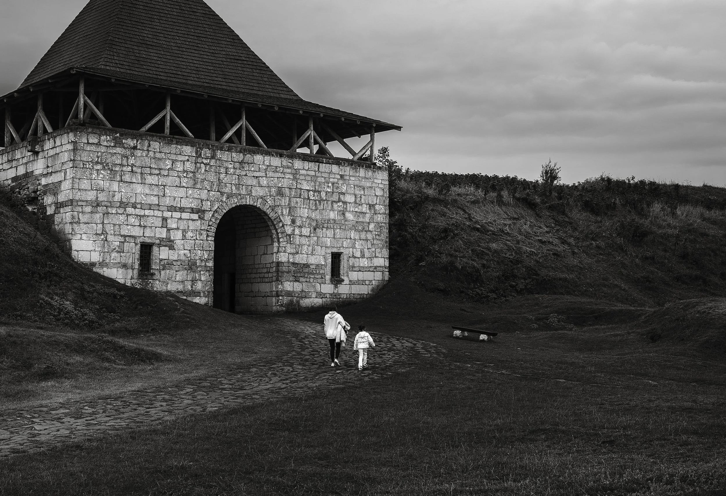 Bender Gate — outer view. The XVIII-century gate formed part of the outer defensive line of Khotyn Fortress and controlled one of the main approaches to the complex.