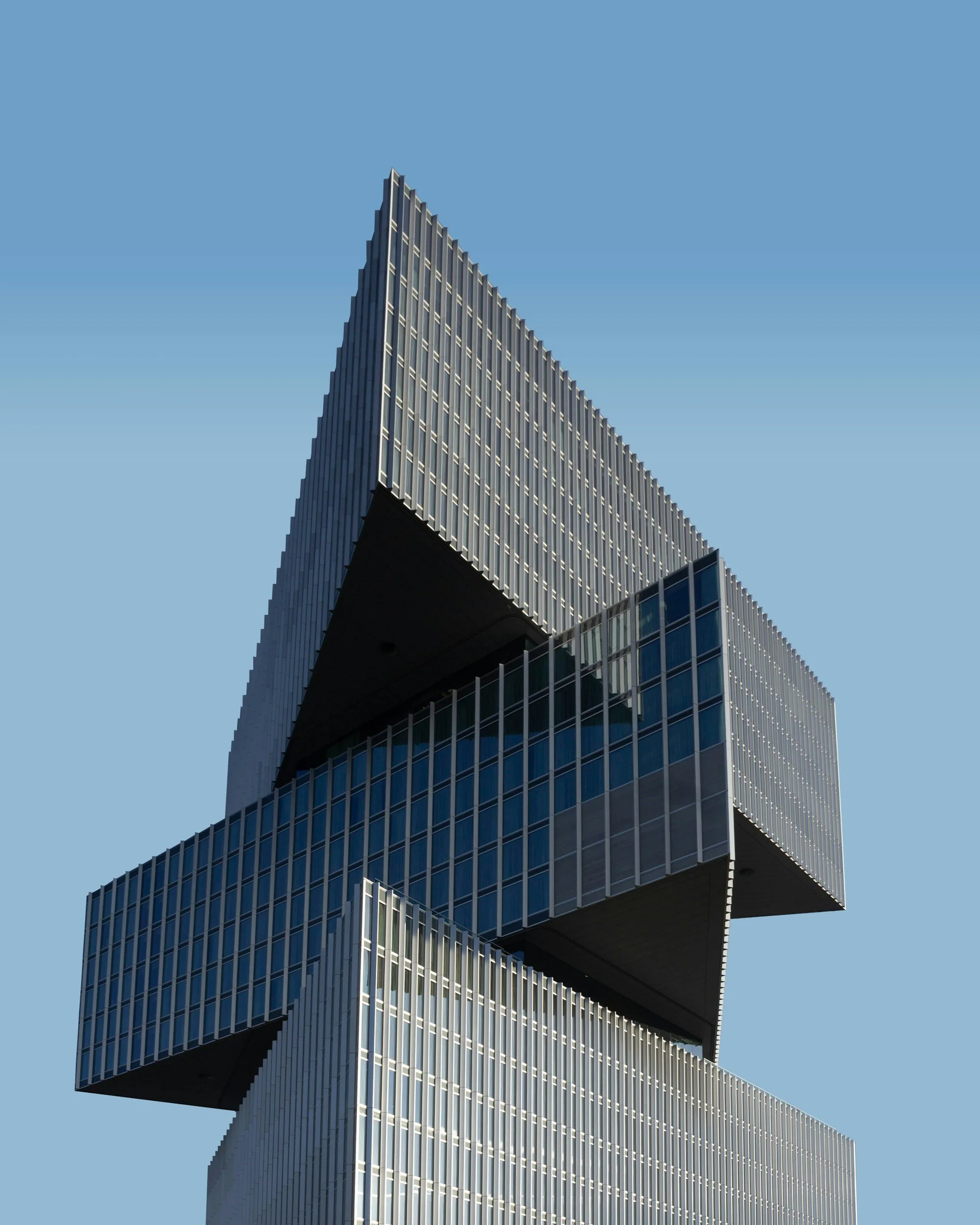 Moderne næringsbygg som illustrerer eiendom, næringsliv og utviklingsprosjekter.