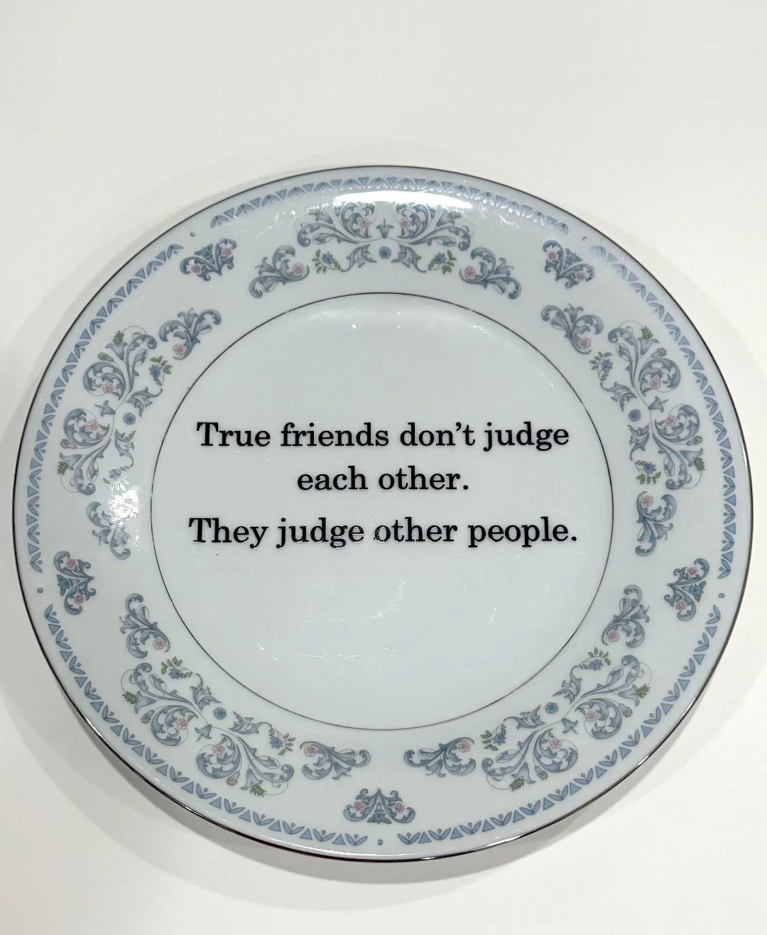 true friends dinner plate 3.jpg