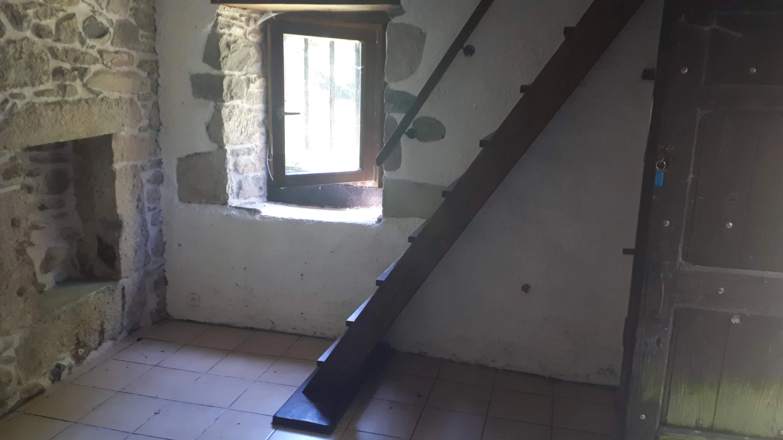 ancien escalier du rez de chaussée