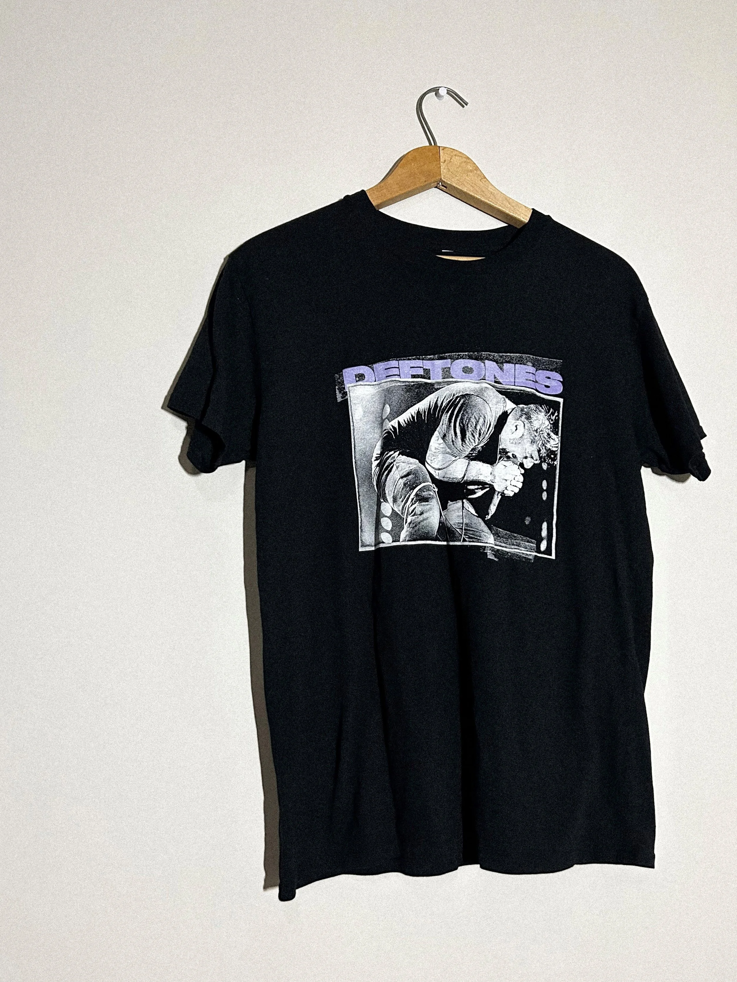 ★ Deftones tee