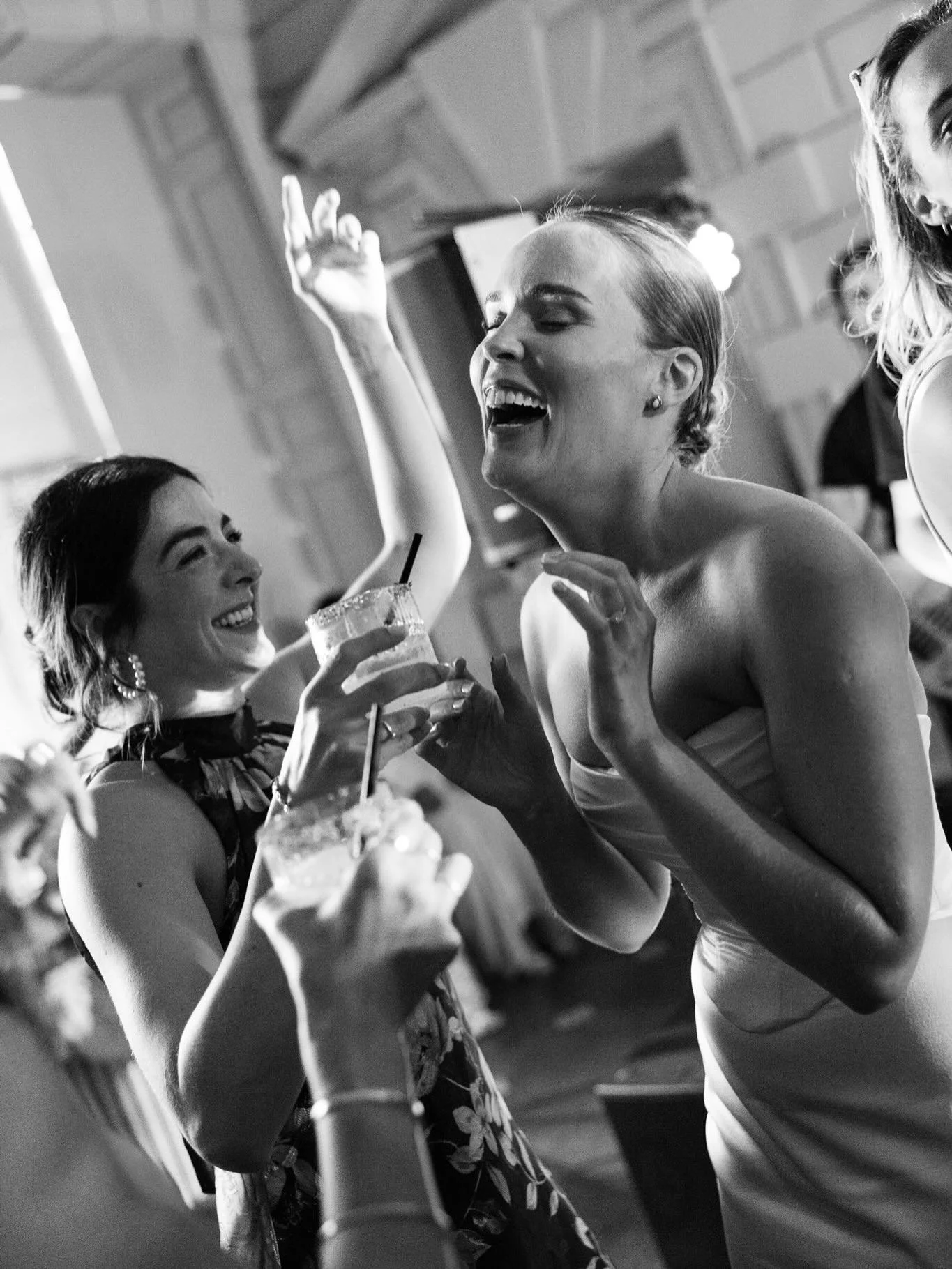 Dancefloor is forever my favourite to shoot 📸

Suppliers 
Photography @laurenelizabethphotographer 
Venue @davenporthouse 
Videographer @balugaweddings 
Florist @katyrosemayfloral 
Dress @lovestory.london 
Dress boutique @laurenfrancisbridal 
Seamst