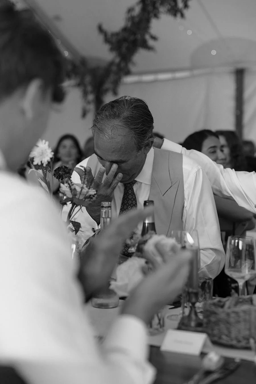 Family-Home-Documentary-Wedding-Photographer-E&J--119.jpg