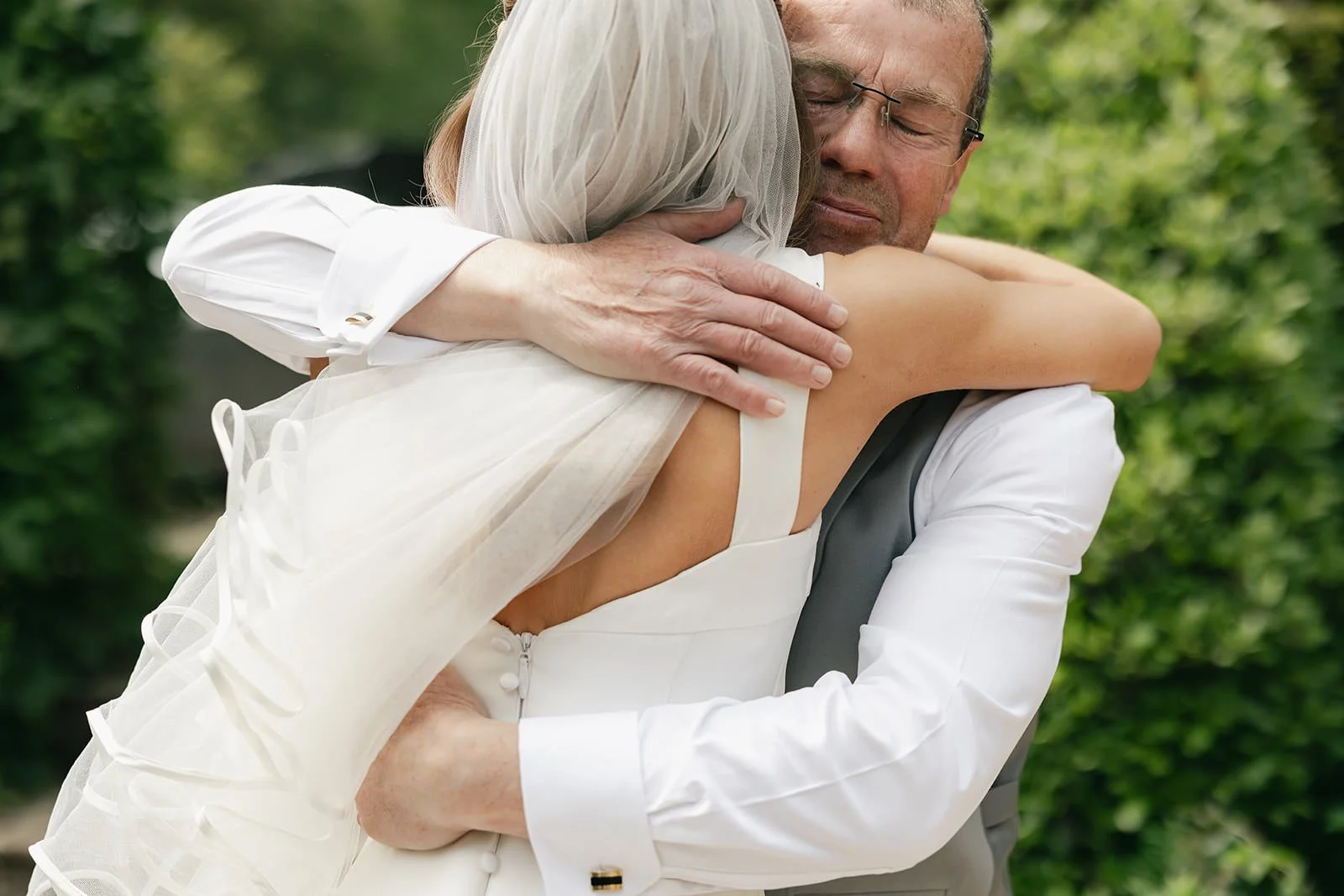 Hyde-Estate-Haywards-Heath-T&S-Sussex-Wedding-Photography-118.jpg