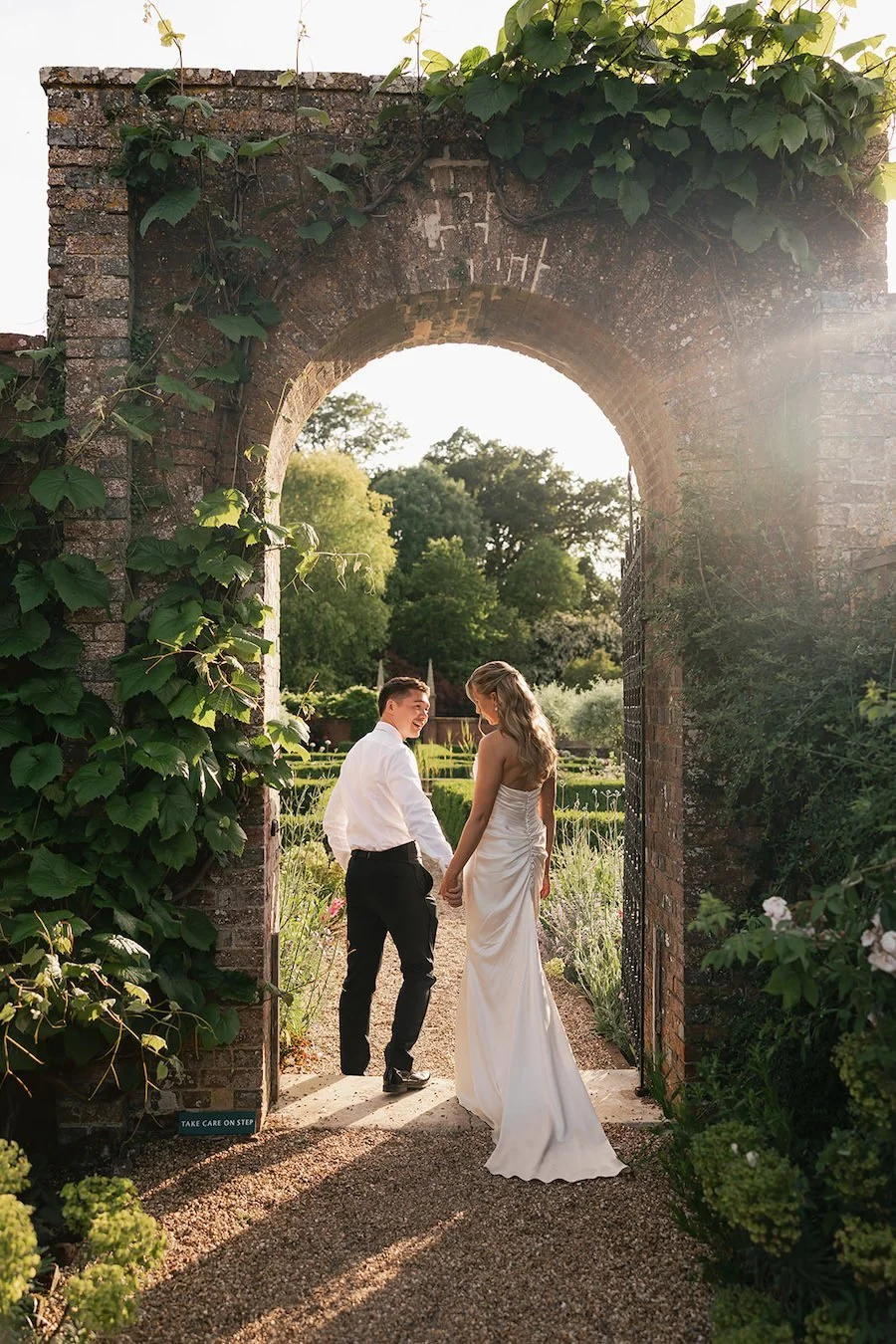 Bignor-Park-Estate-Luxury-East-Sussex-Wedding-Photographer-R&C-Wedding-Drinks-Evening-Party-18.jpg