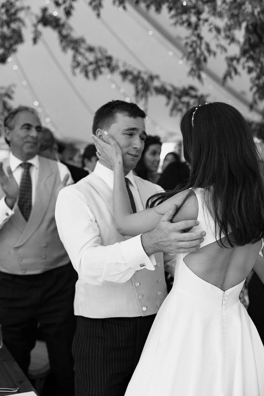 Family-Home-Documentary-Wedding-Photographer-E&J--130.jpg