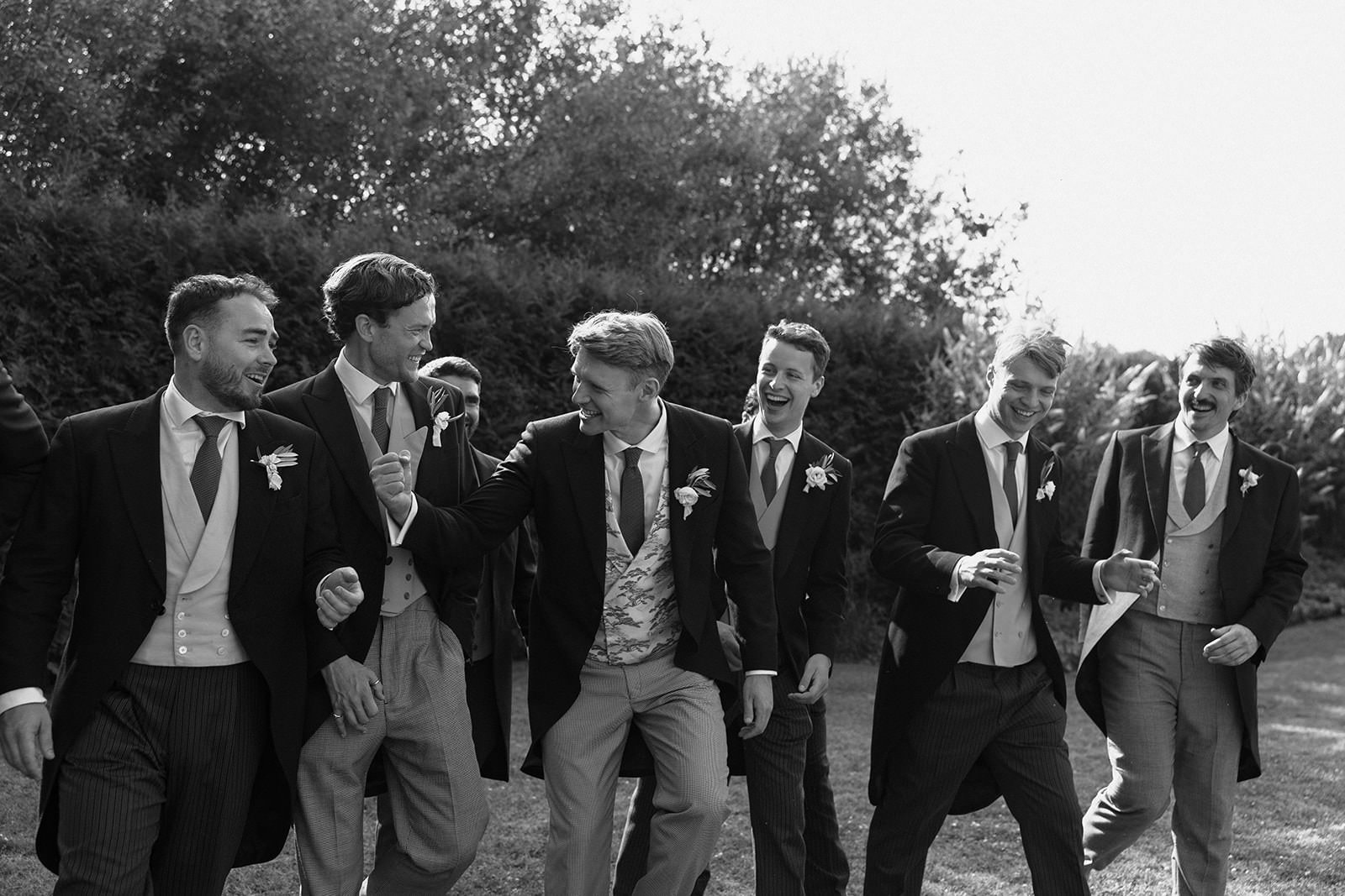 Family-Home-Documentary-Wedding-Photographer-E&J--89.jpg